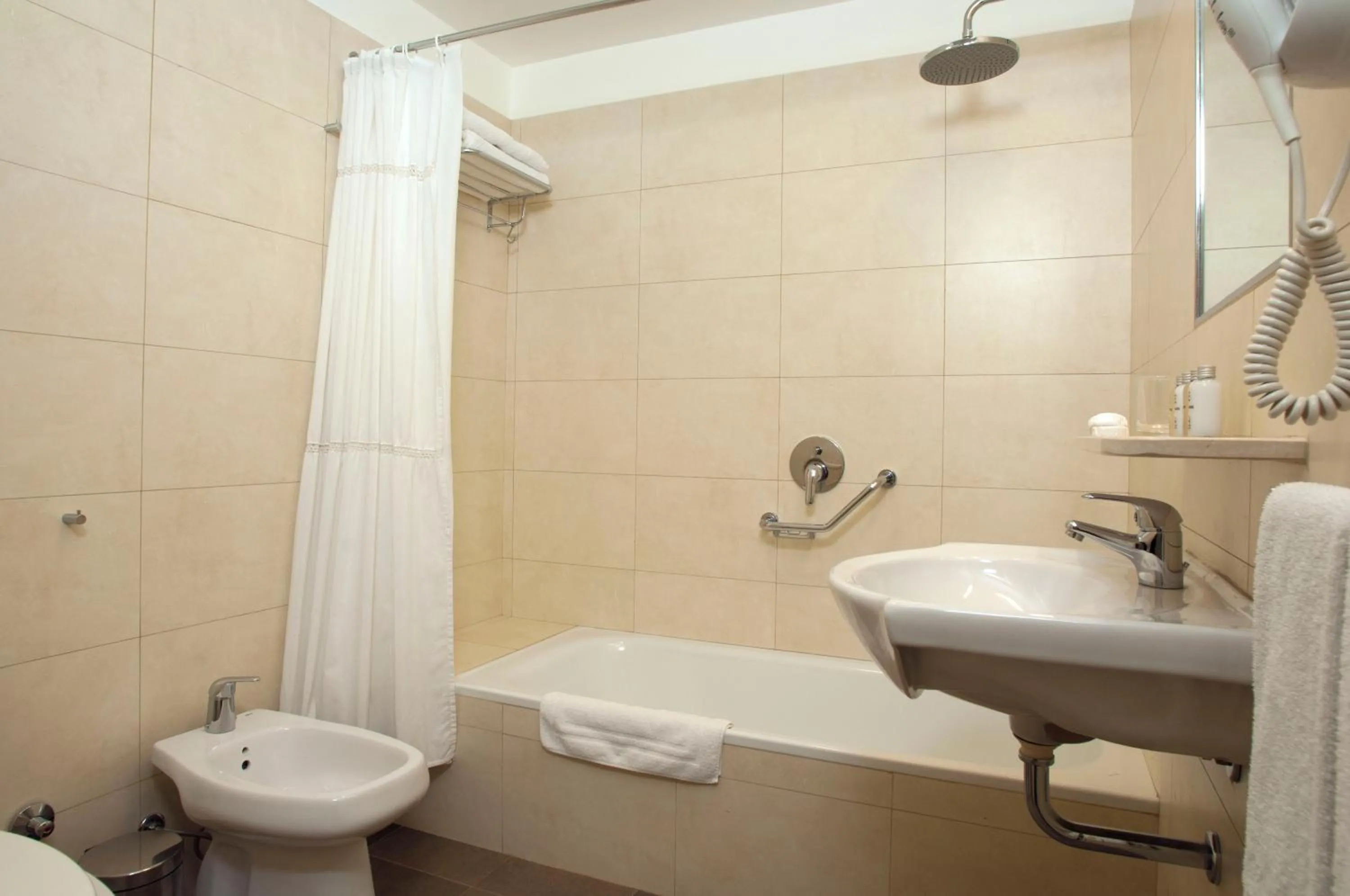 Double Room - single occupancy in Austral Express