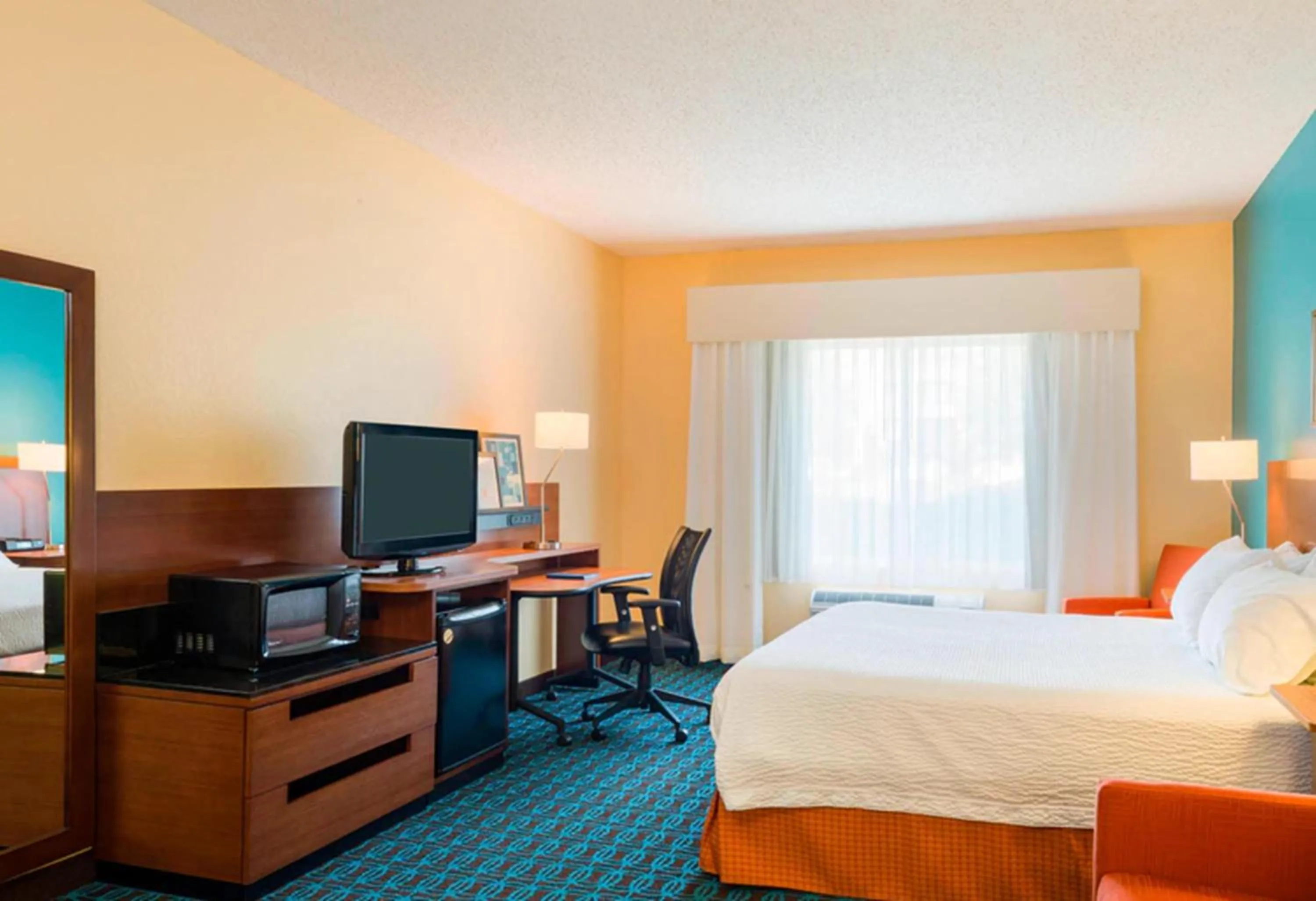 King Studio with Sofa Bed in Best Western Allentown Bethlehem Lehigh Valley Inn & Suites