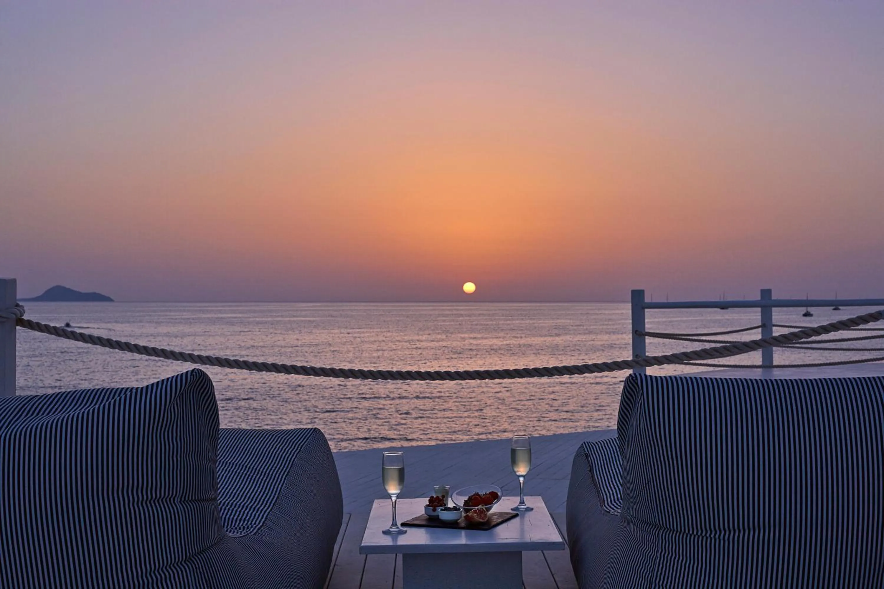 Junior Suite with Sea View in Notos Therme and Spa