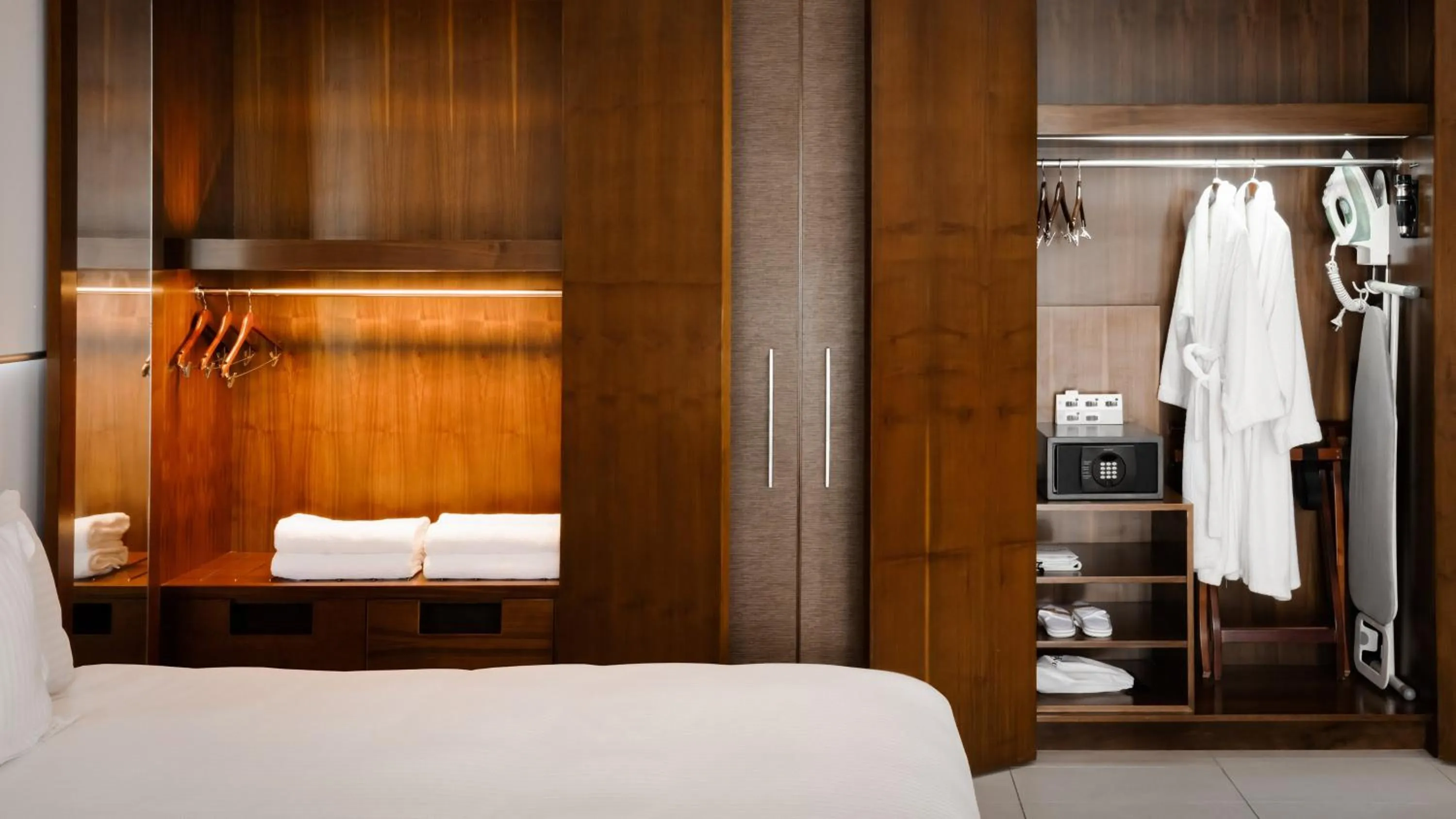 Classic King Room - Accessible in InterContinental Fiji Golf Resort & Spa by IHG