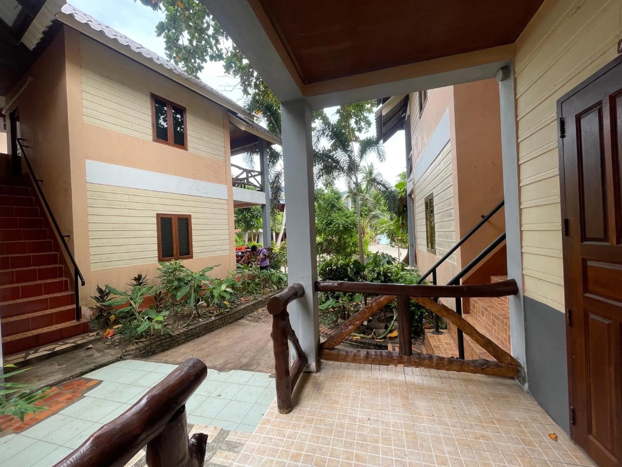 Standard Double Room with Fan in Big Fish Resort Koh Tao