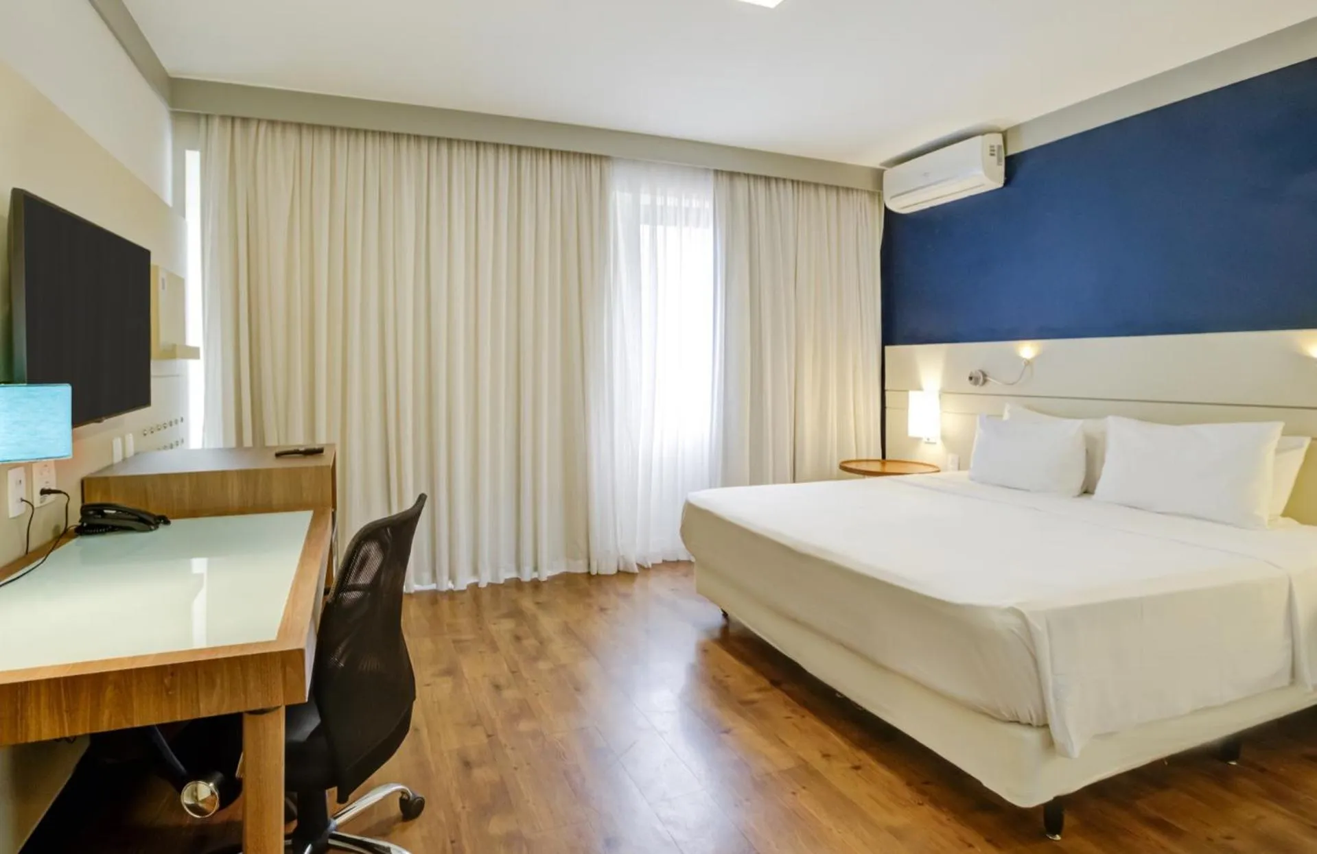 Superior Double Room in Quality Faria Lima