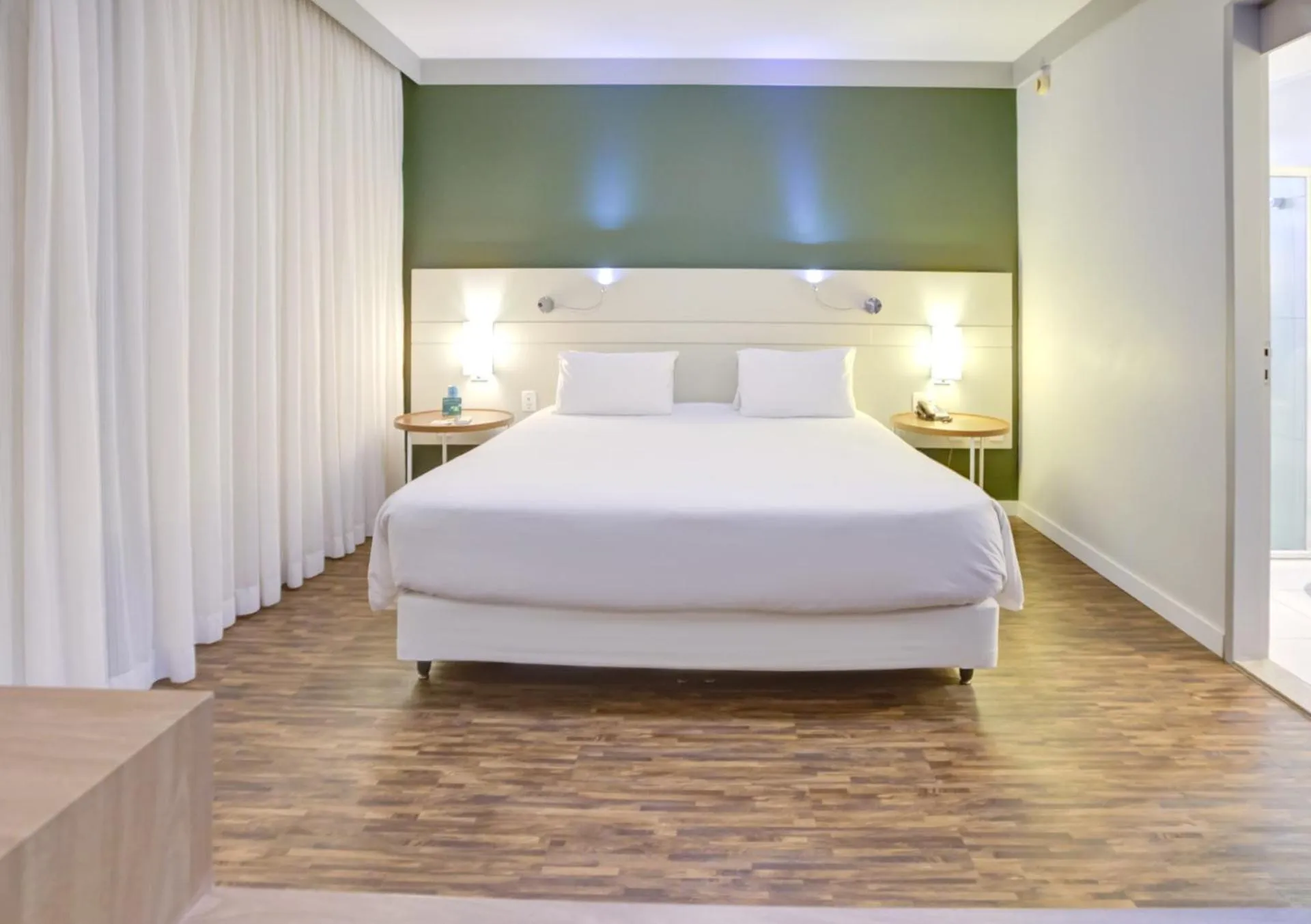 Deluxe Double Room in Quality Faria Lima