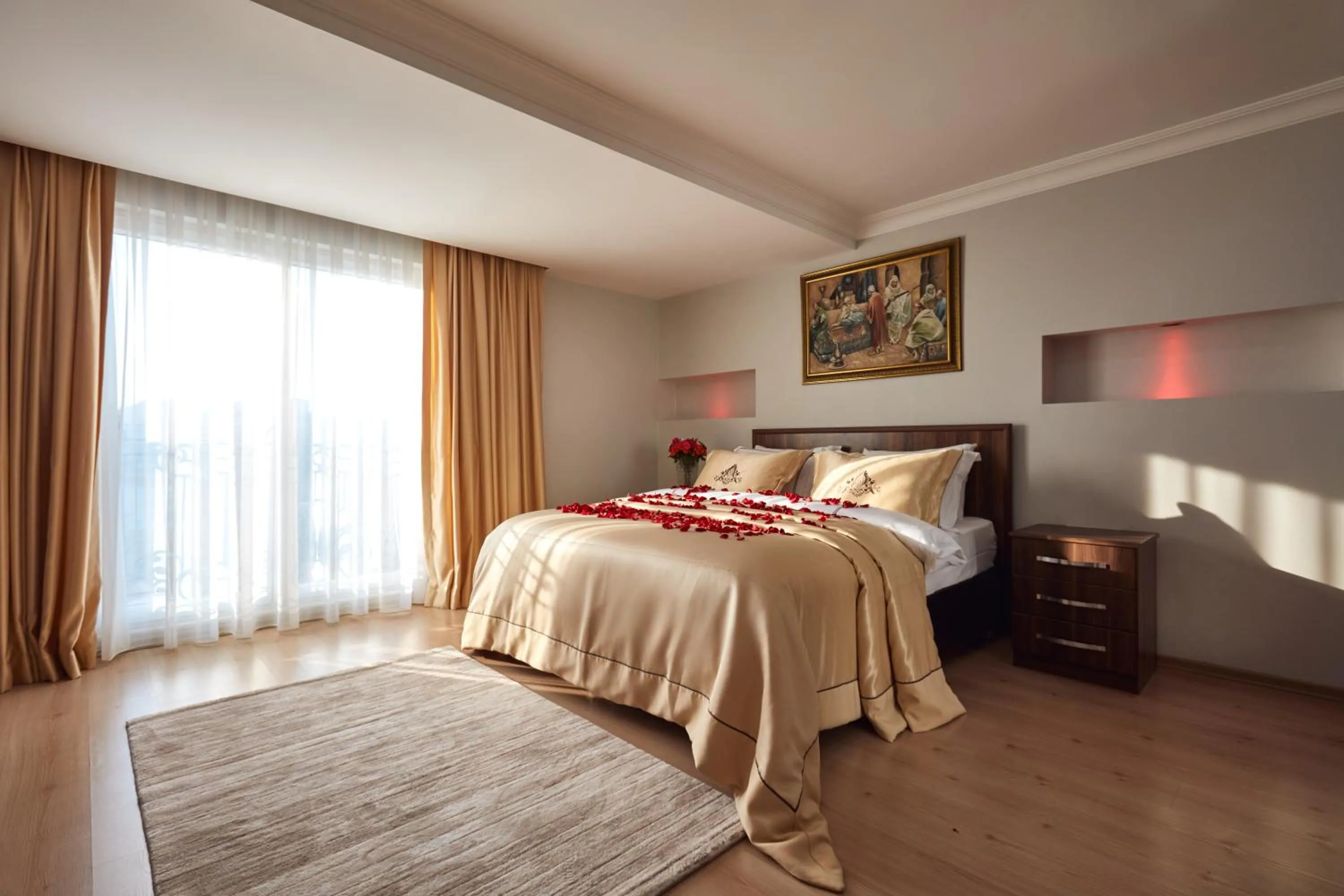 Queen Suite with Sea View in Tarabya Suites