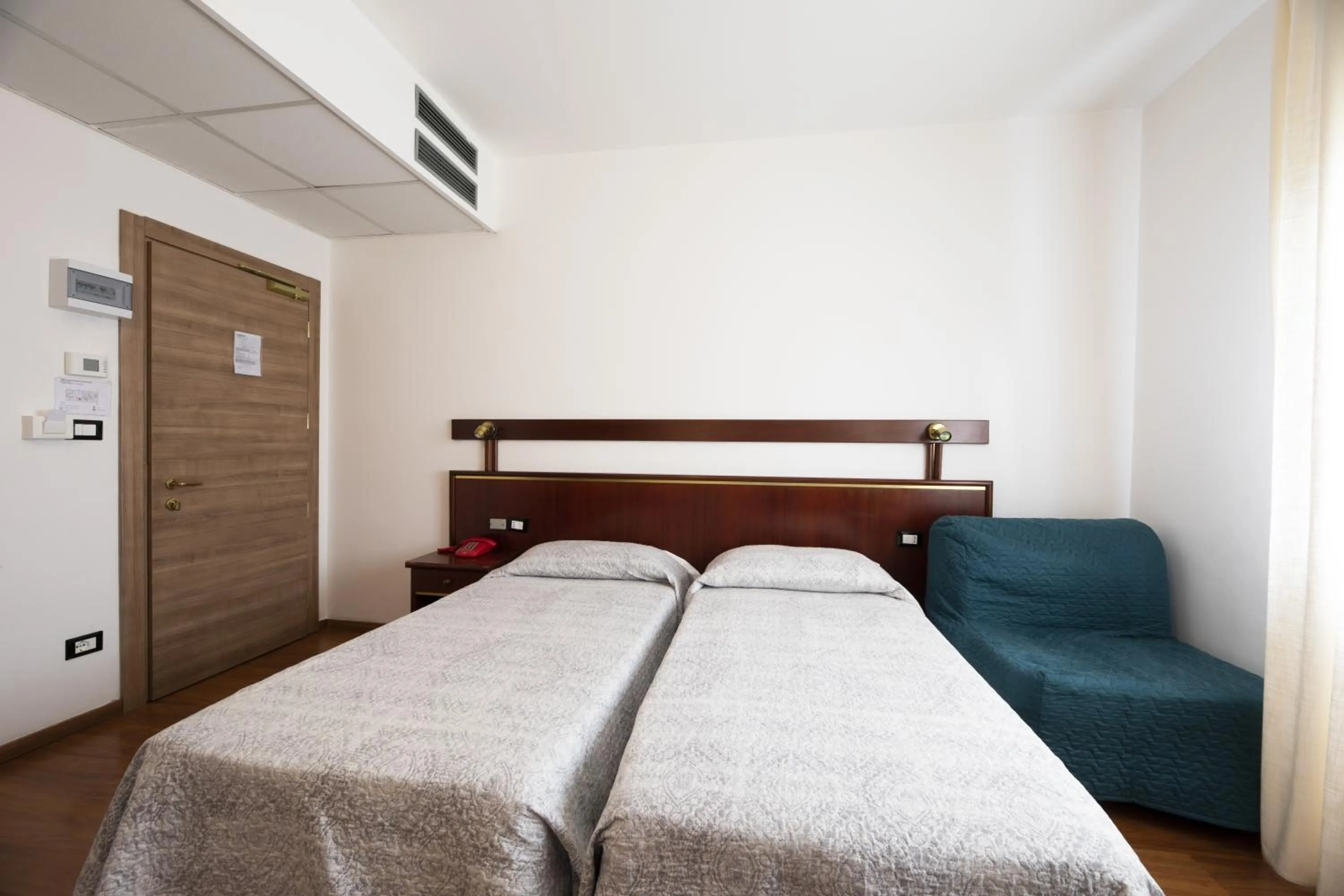 Twin Room in Hotel Vienna