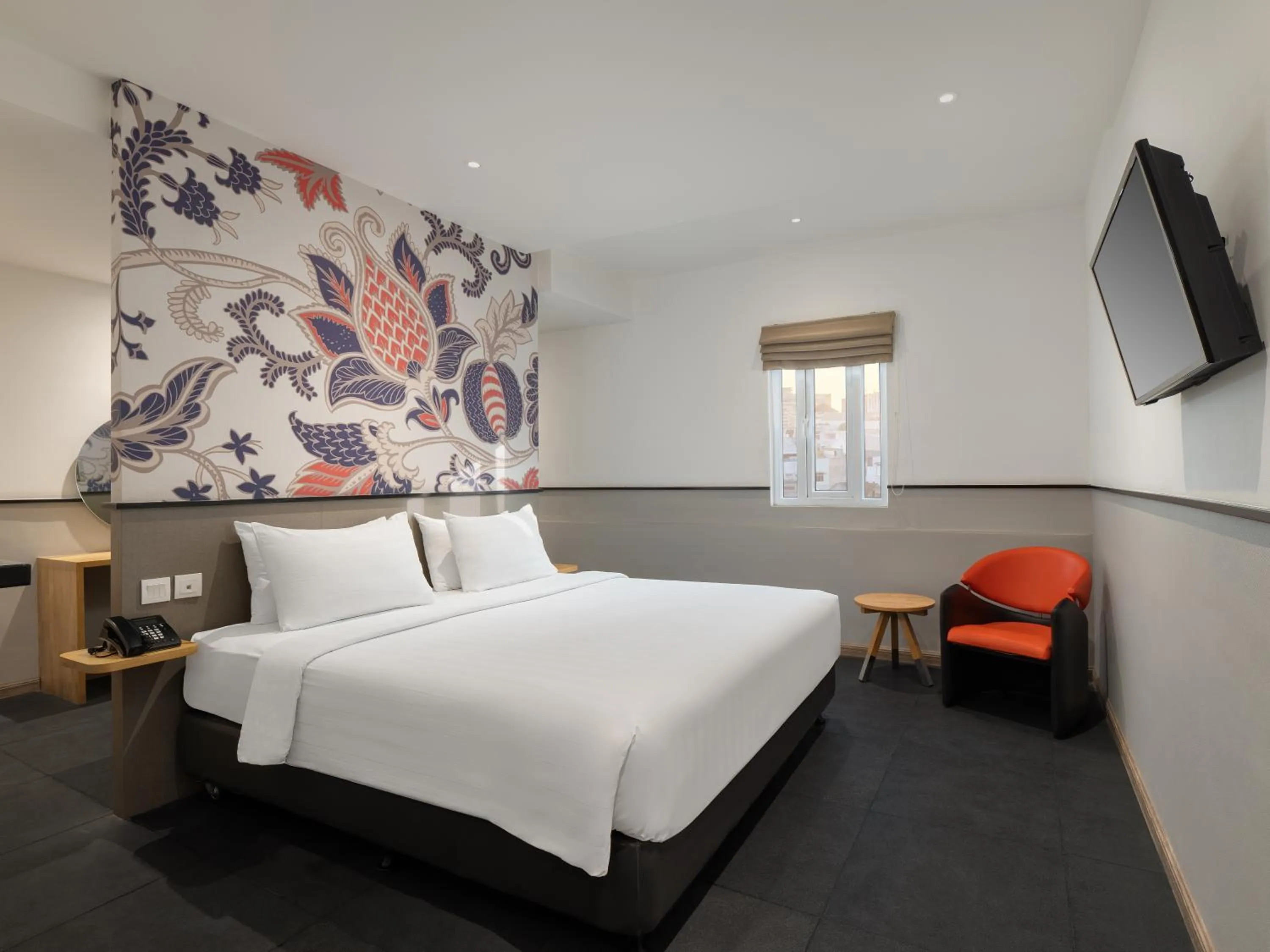 Deluxe Double or Twin Room in Swiss-Belinn Medan