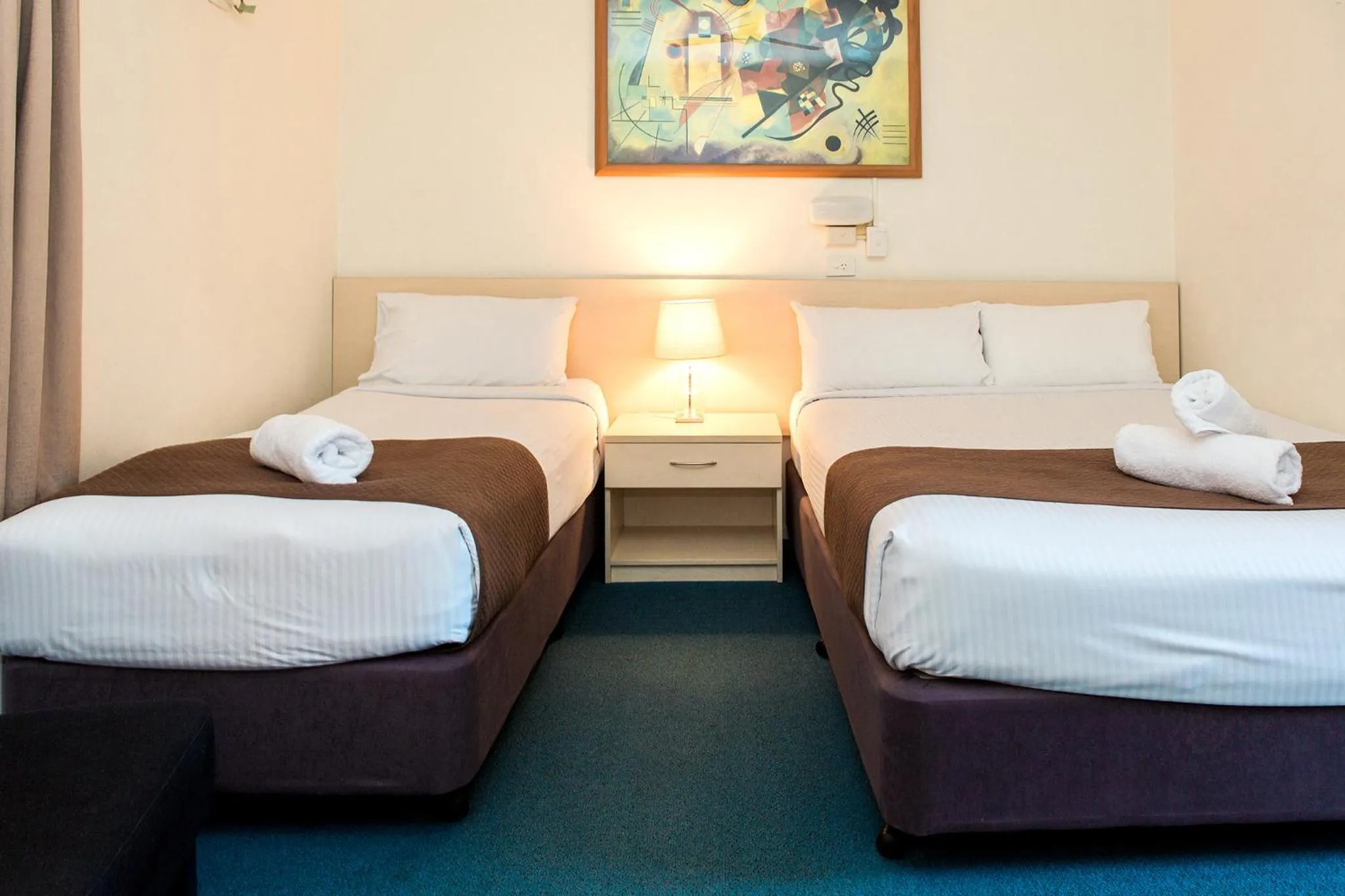 Standard Twin Room - Not Pet Friendly in Bentleigh Motor Inn