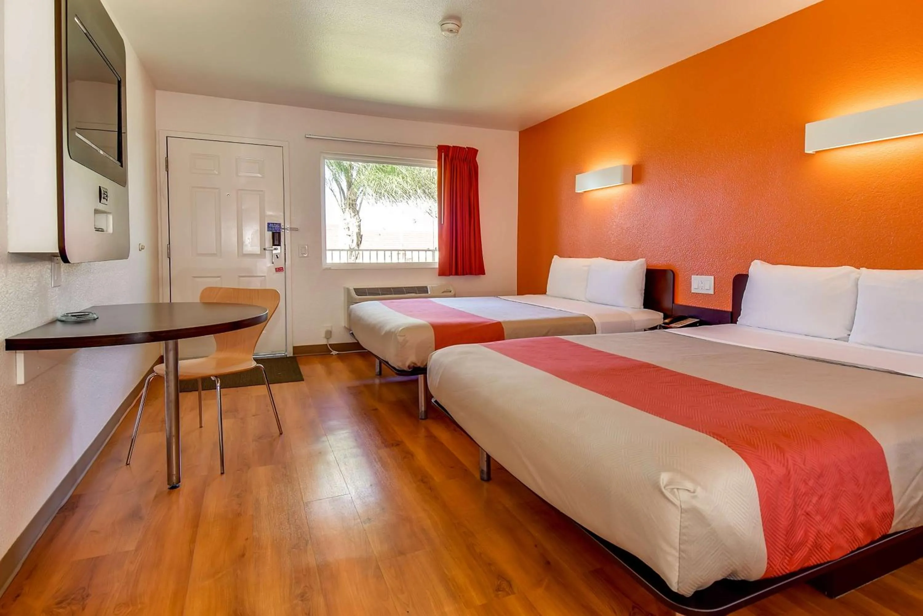 Deluxe Quadruple Room - single occupancy - Non-Smoking in Motel 6-Riverside, CA - South