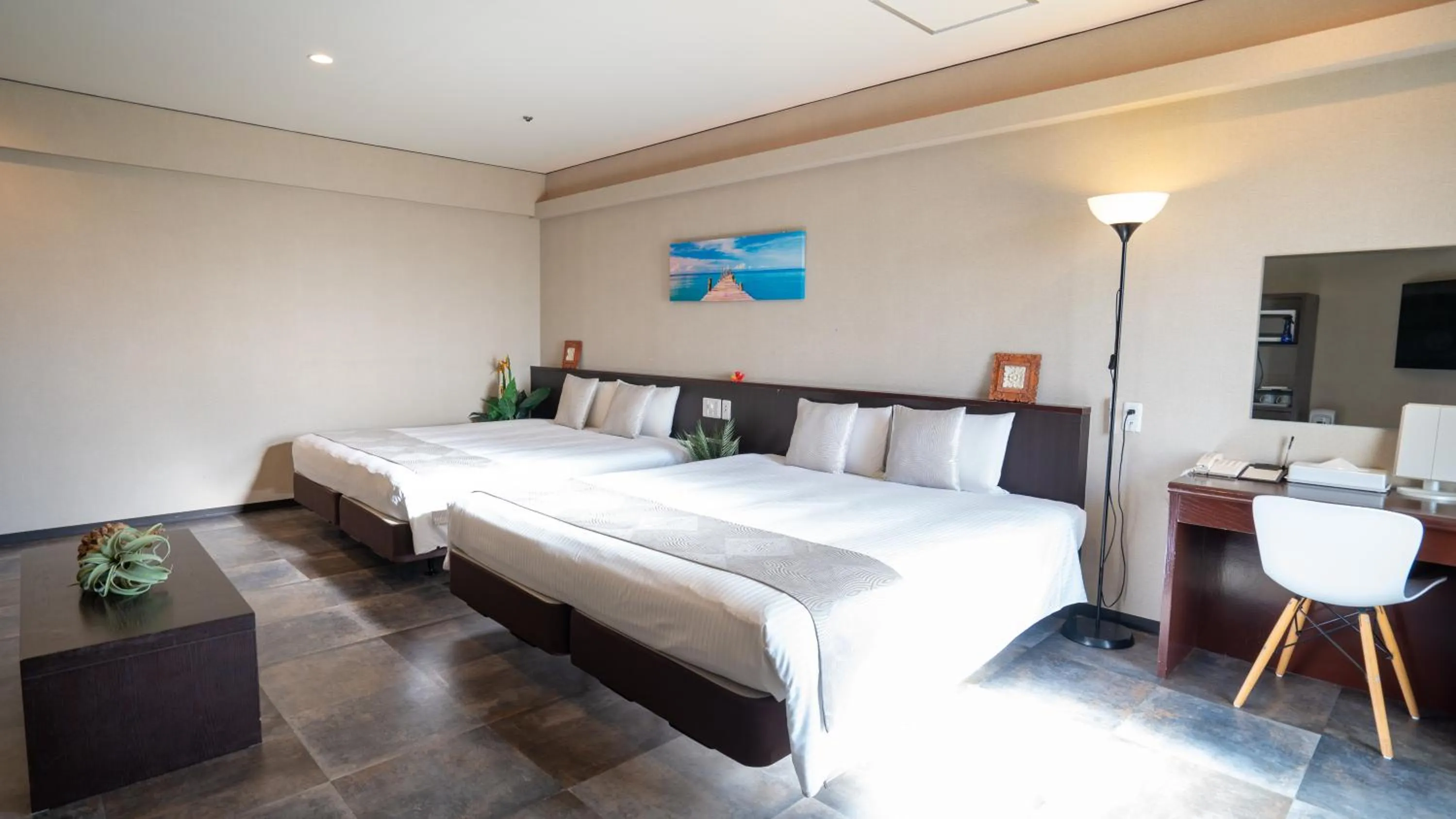 Superior Twin Room - Non Smoking in Rycom Crystal Hotel