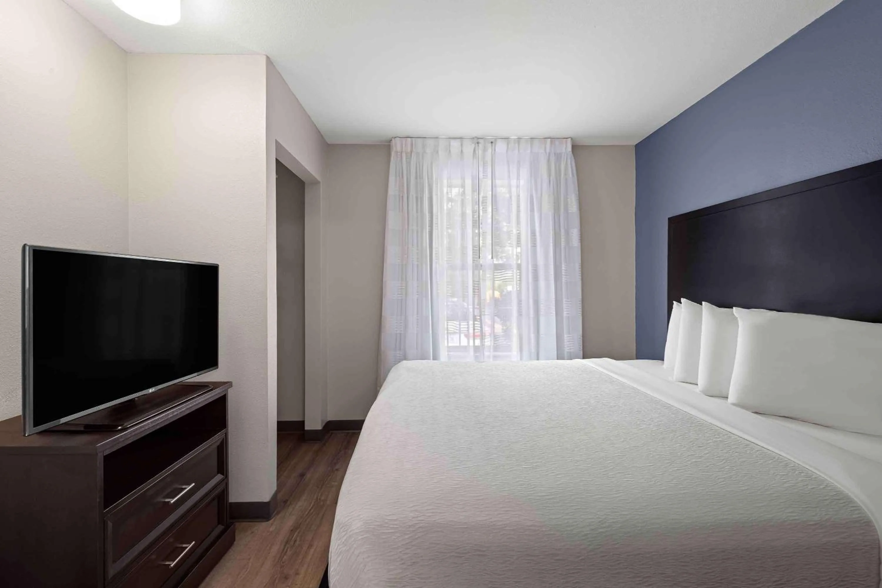 Two-Bedroom Queen Suite with Sofa Bed in Extended Stay America Suites - St Louis - Fenton