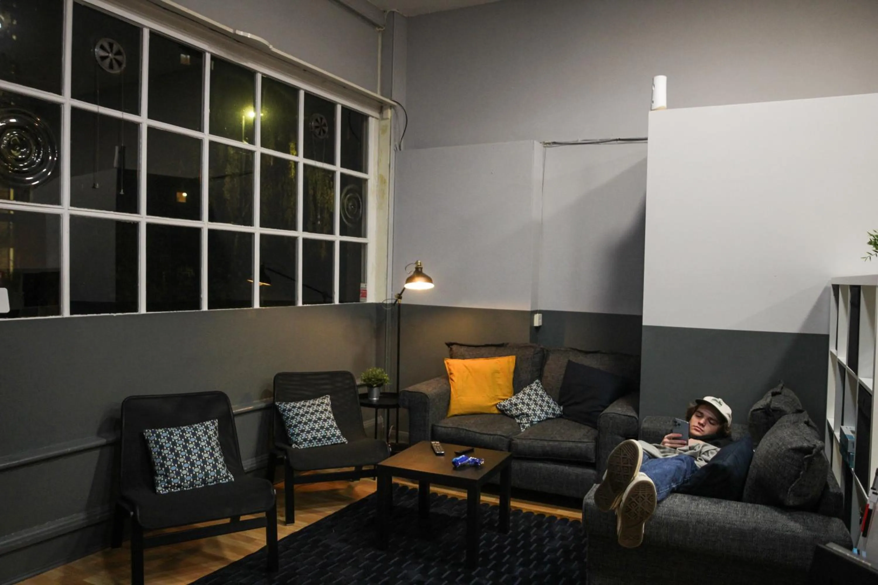 Bed in 3-Bed Female Dormitory in Onefam Waterloo 18-36 years old