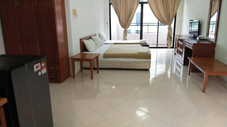 Superior Triple Room in Marina Cove Resort