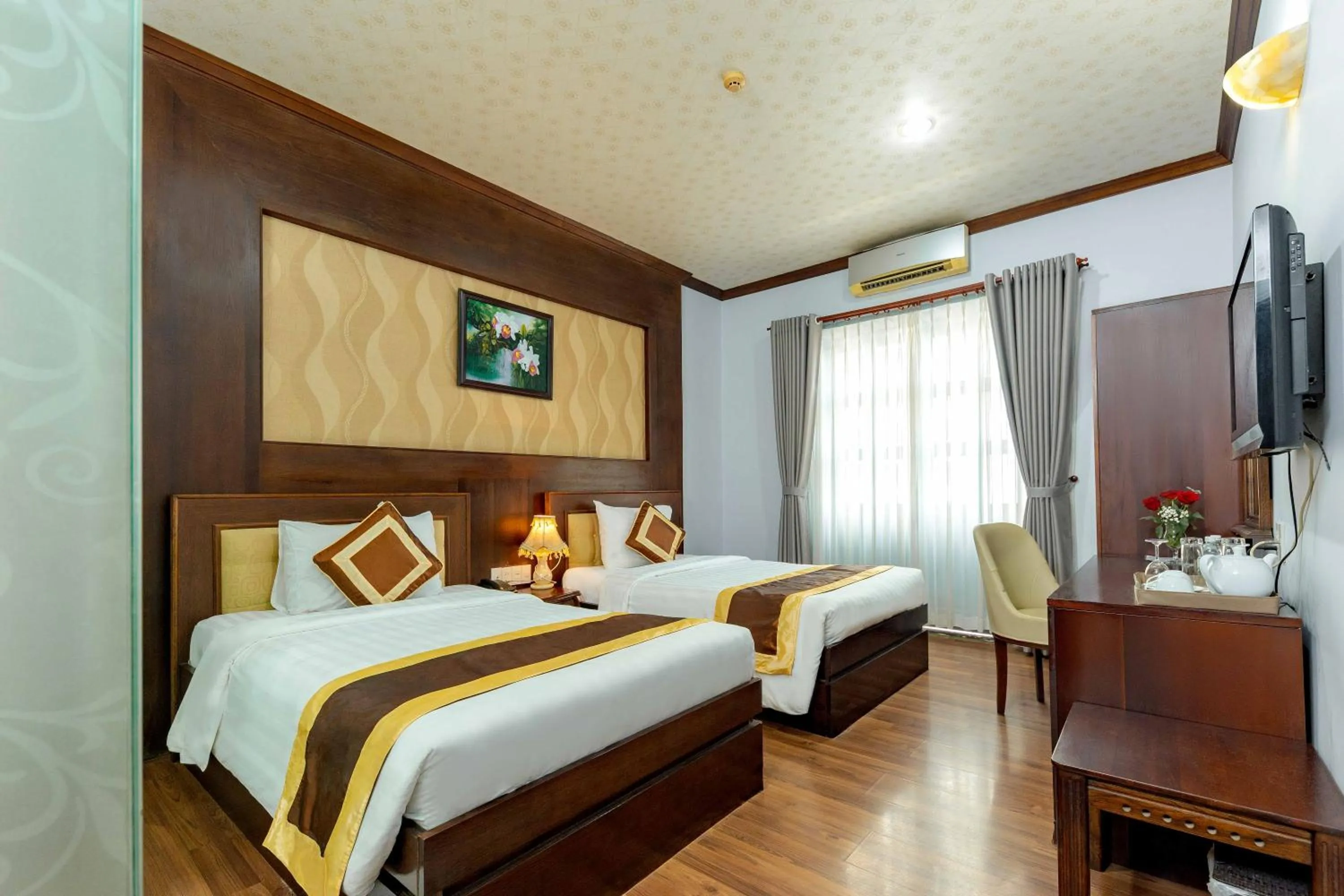 Deluxe Twin Room with Sea View in Rembrandt Hotel Nha Trang