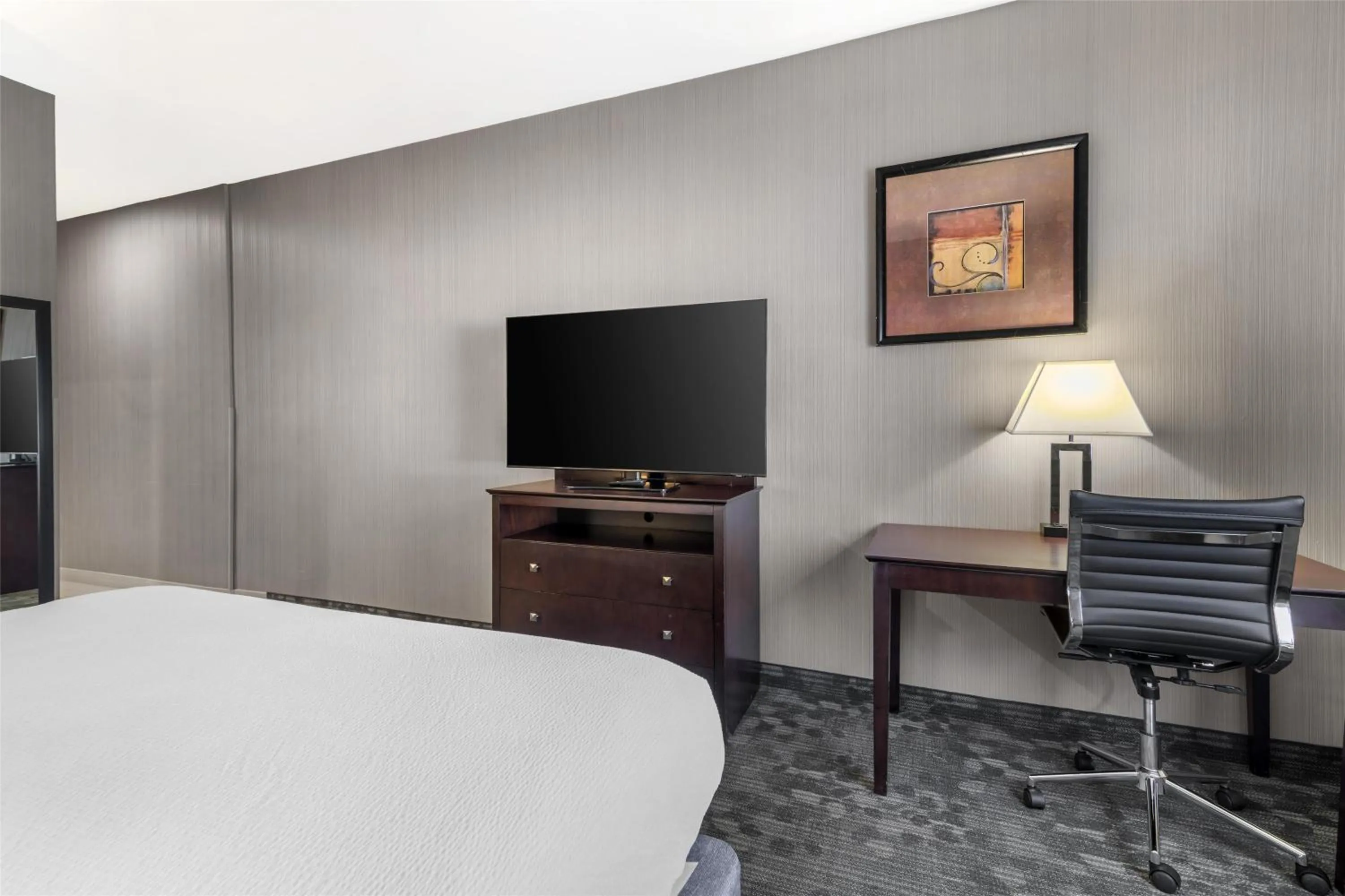 King Room - Non-Smoking in Best Western Concord Inn and Suites