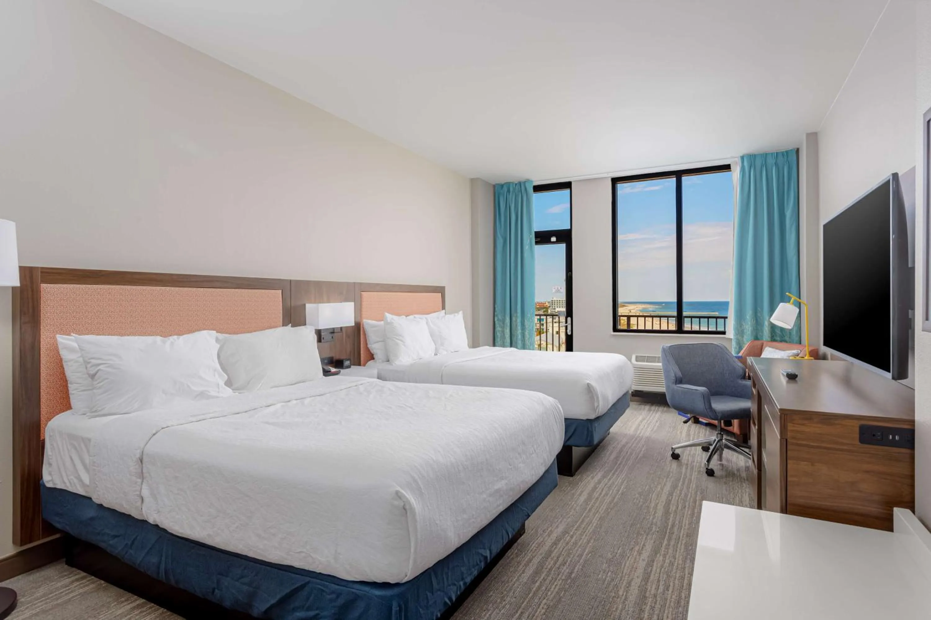 Queen Room with Two Queen Beds and Partial View in Hampton Inn & Suites - Orange Beach