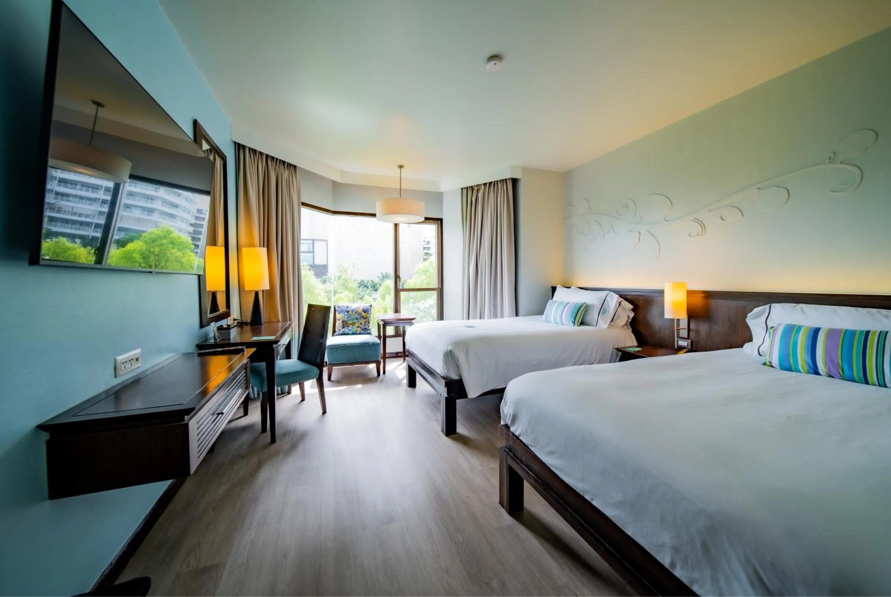 Deluxe Garden Twin Bed in The Bayview Hotel Pattaya