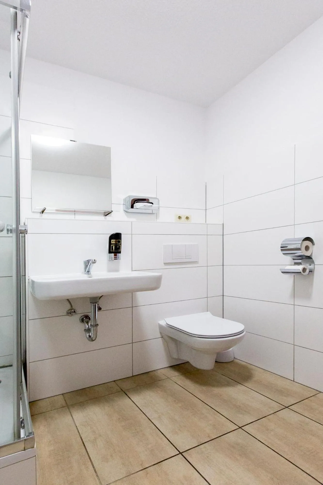 Single Room with Shared Bathroom in Hotel-Pension ODIN