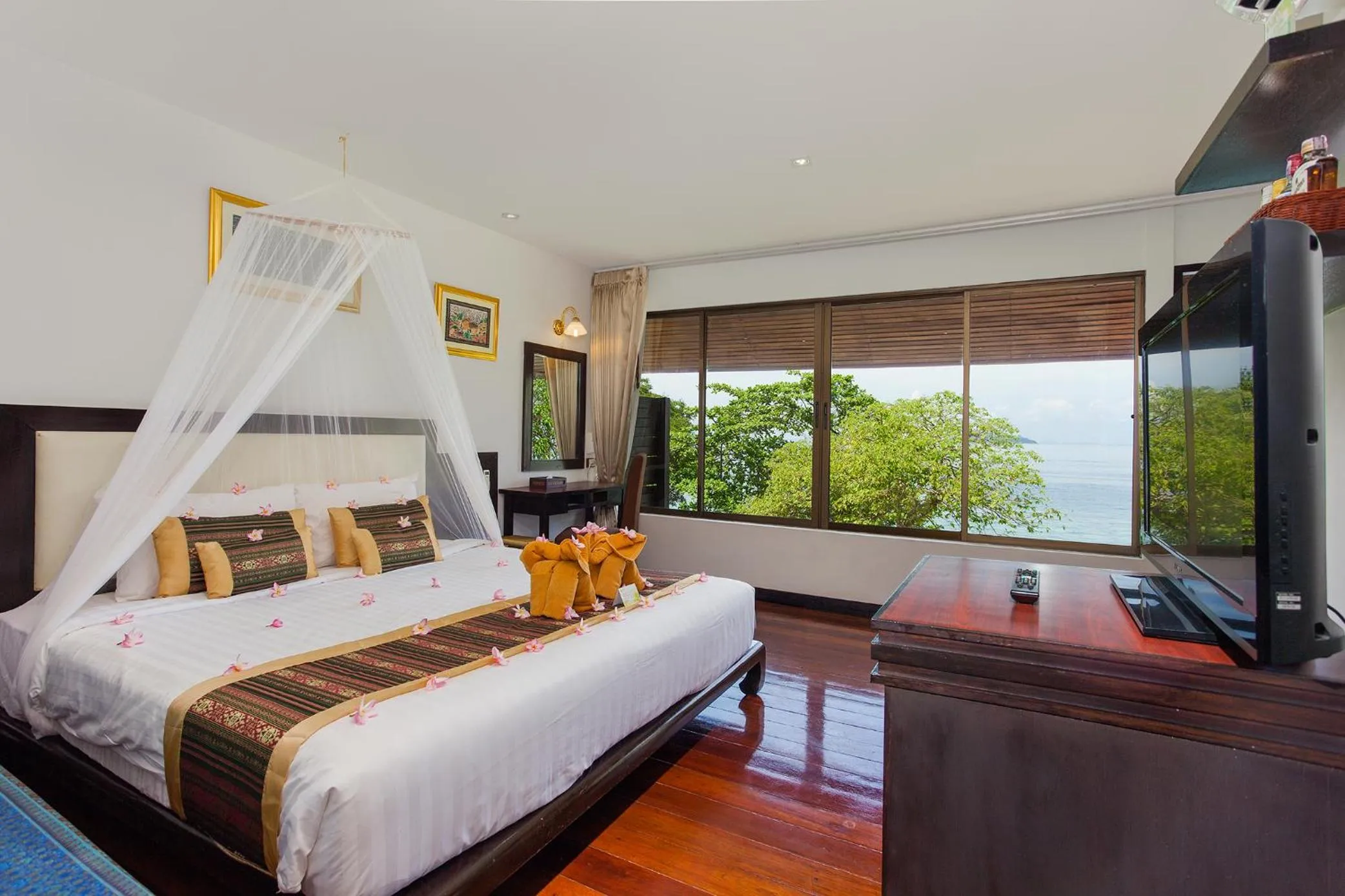 Deluxe Cottage in Phi Phi Natural Resort