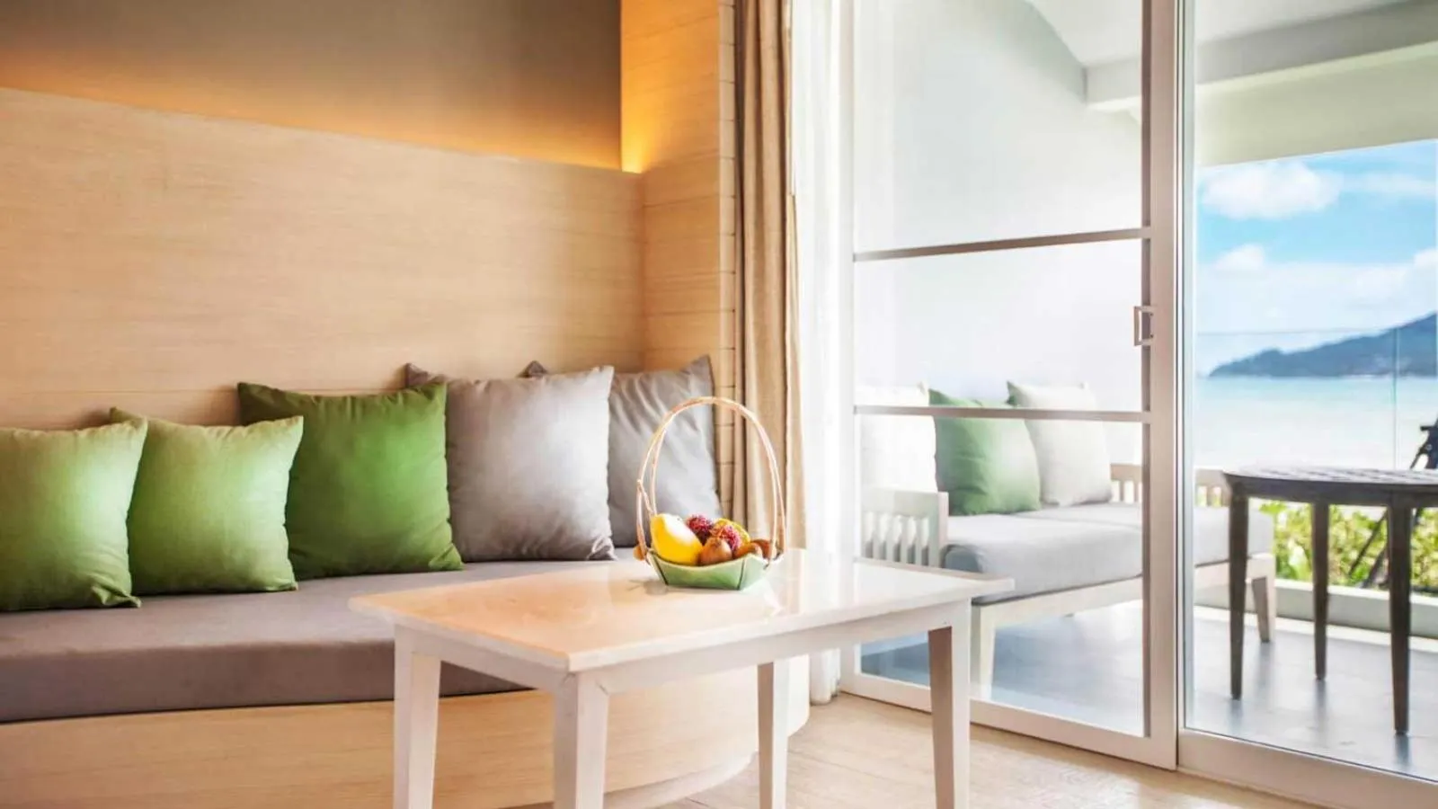 Deluxe Double Room with Ocean View in Amari Phuket