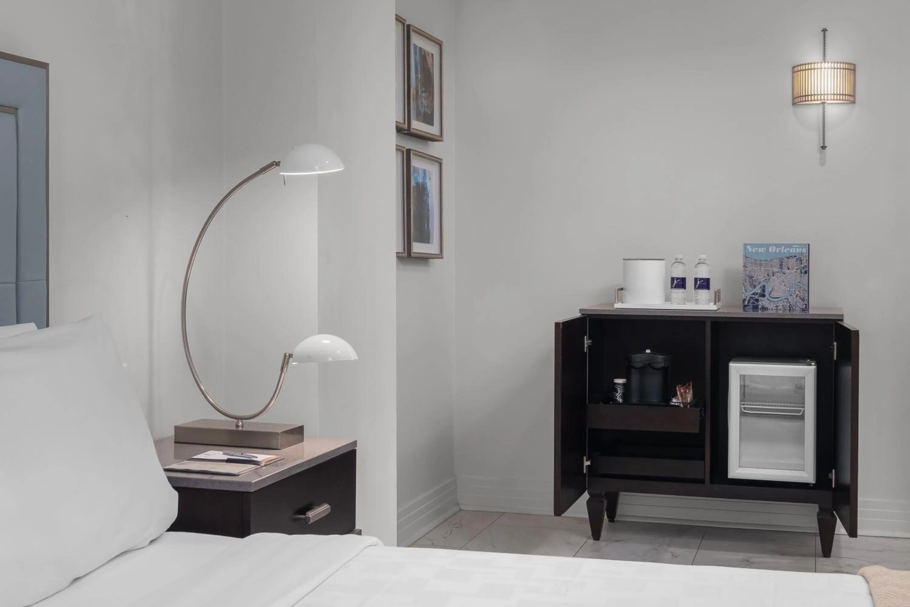 Deluxe Accessible King Room in The Jung Hotel and Residences