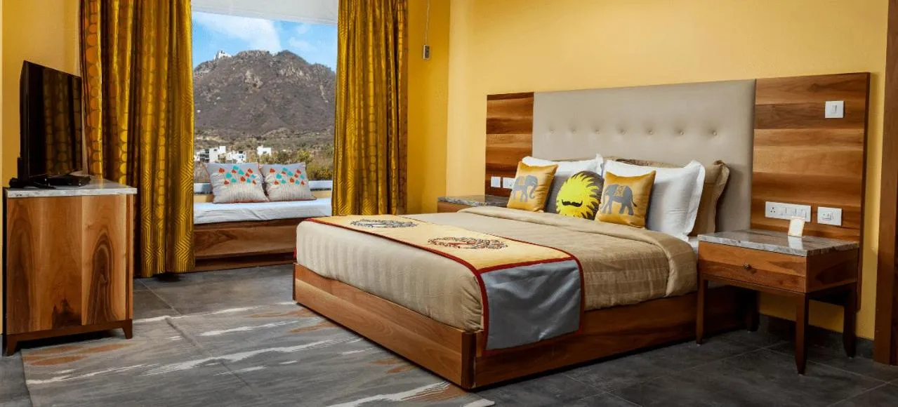 Suite in jüSTa Sajjangarh Resort & Spa, Udaipur