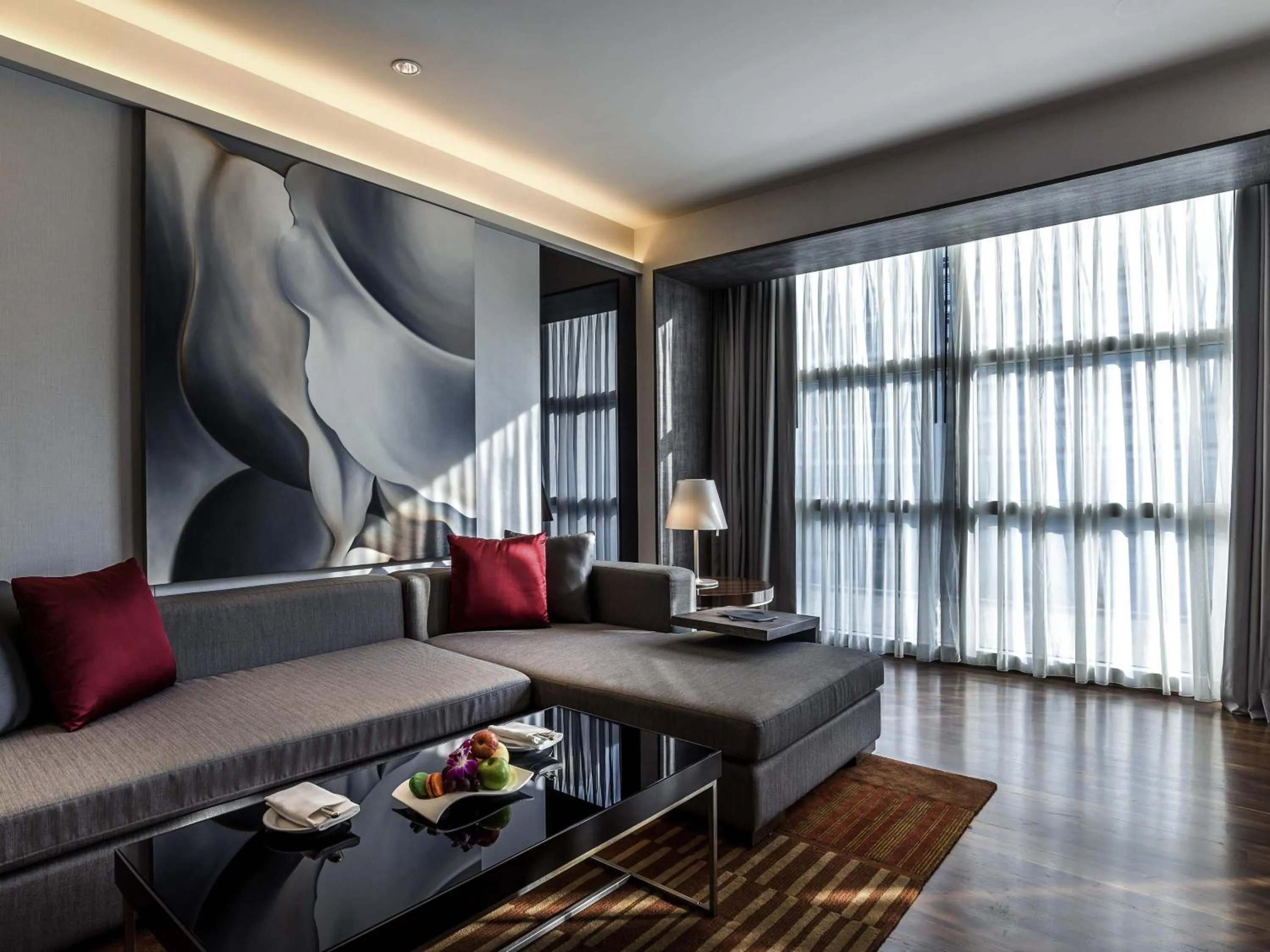 Executive Suite with 1 Kingsize Bed with Executive Lounge Access in Pullman Bangkok King Power