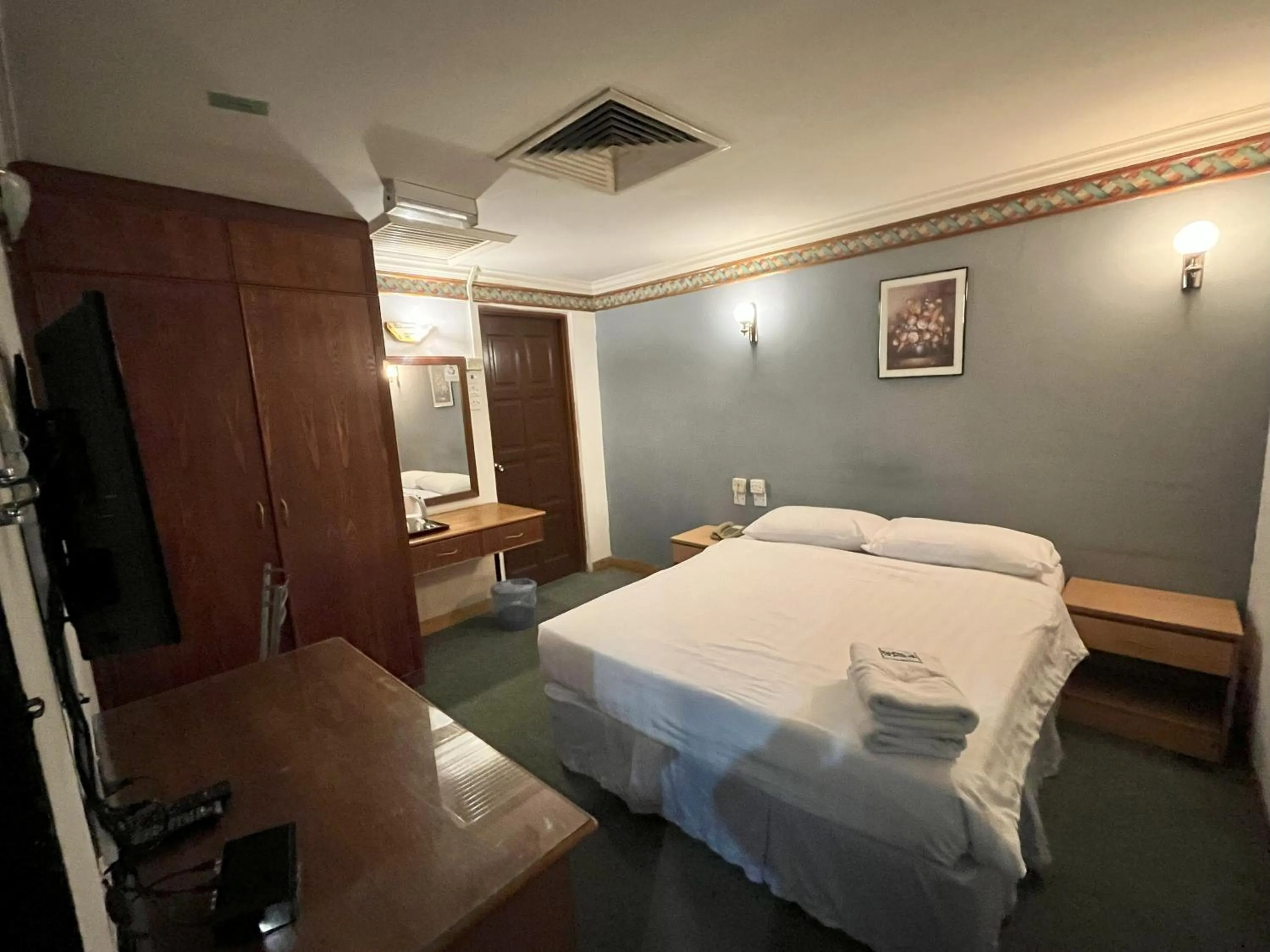 Superior Double Room in Fair Park Hotel