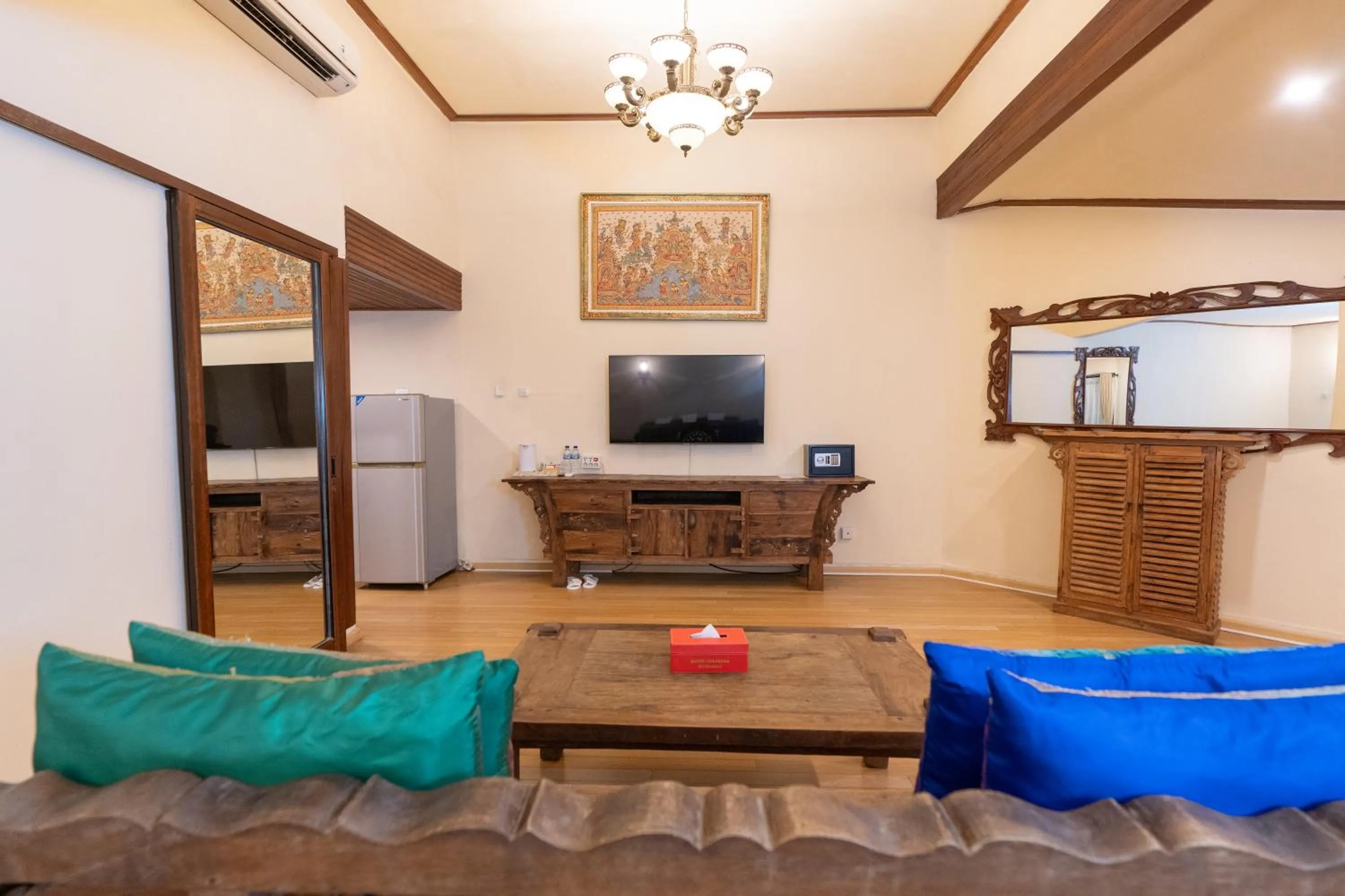 Suite Double Room in The Flora Kuta Bali