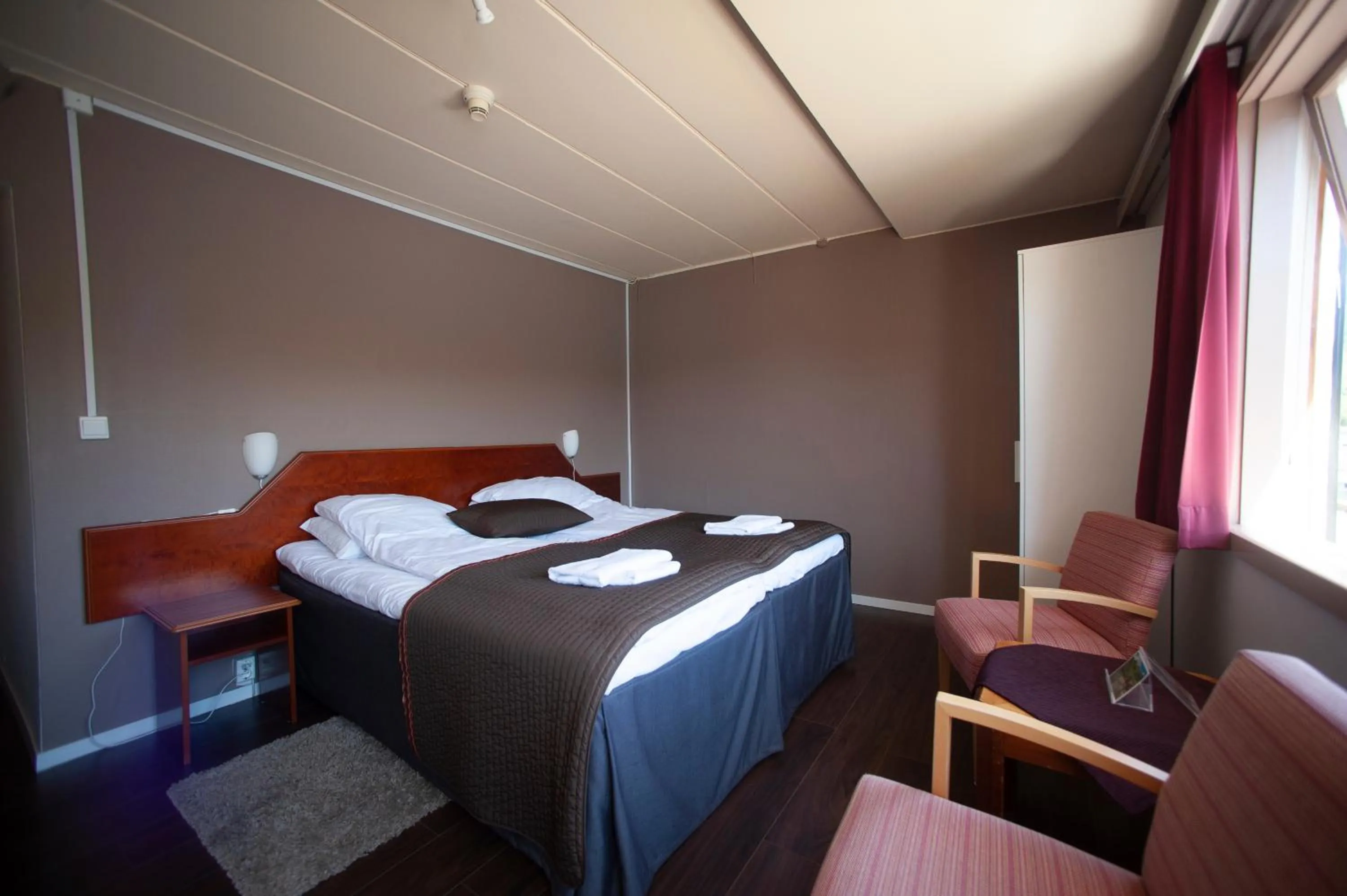 Twin Room in Strand Fjordhotel