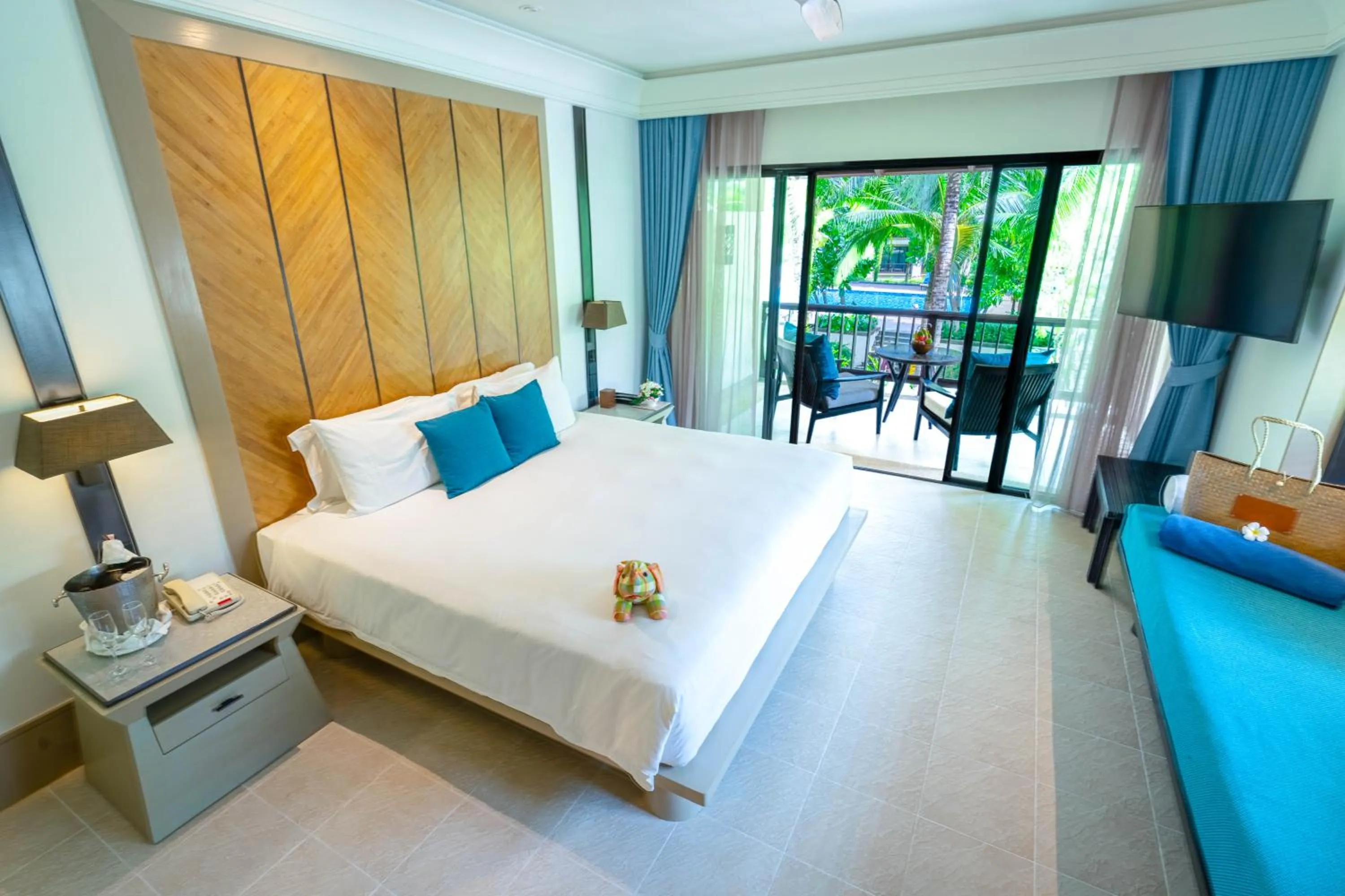 Deluxe Pavilion Twin Room (Upper Floor) - Free Airport Shuttle in Layana Resort & Spa - Adult Only