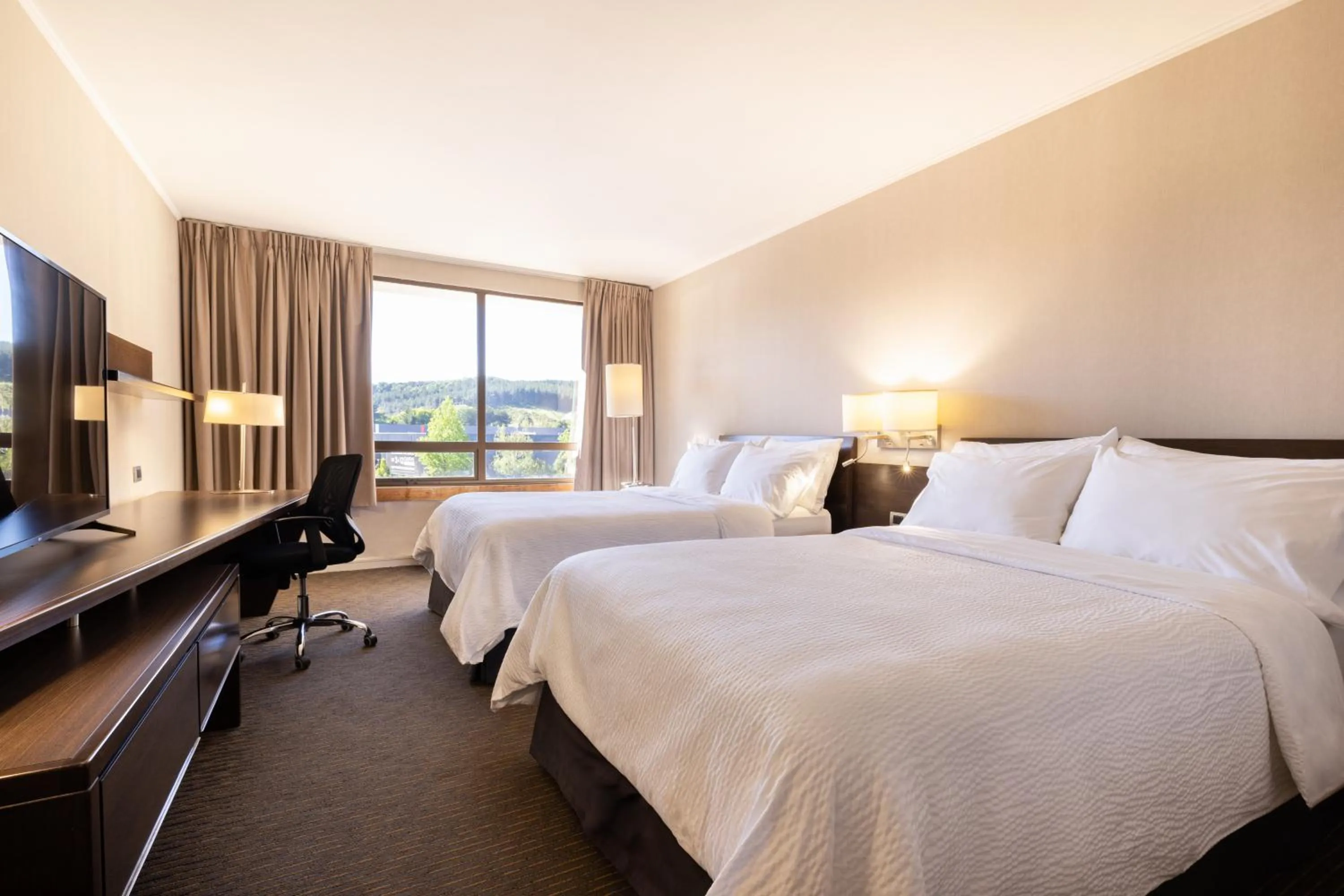 Double Room with Two Double Beds Canopy - Non-Smoking in Holiday Inn Express - Temuco by IHG