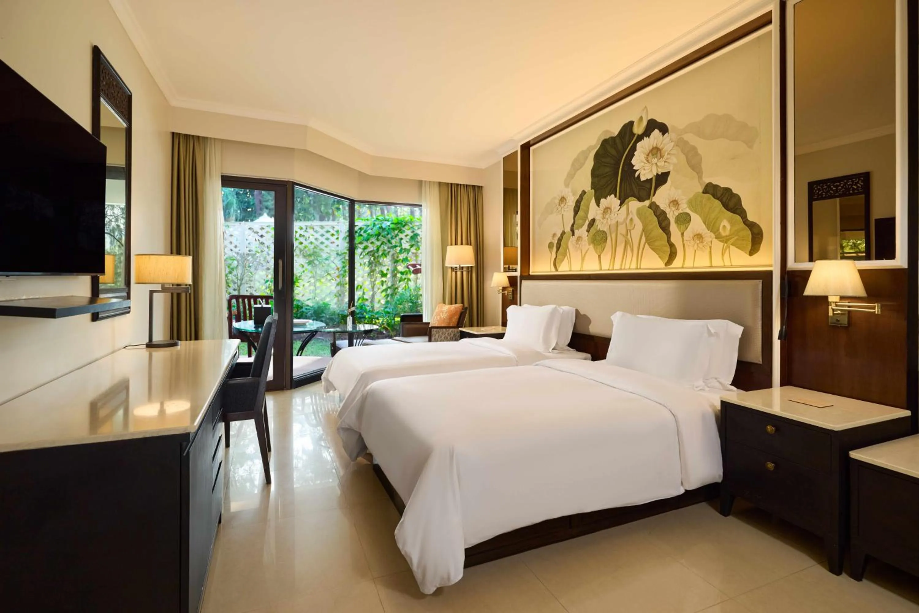 Deluxe Twin in Dusit Thani Laguna Phuket
