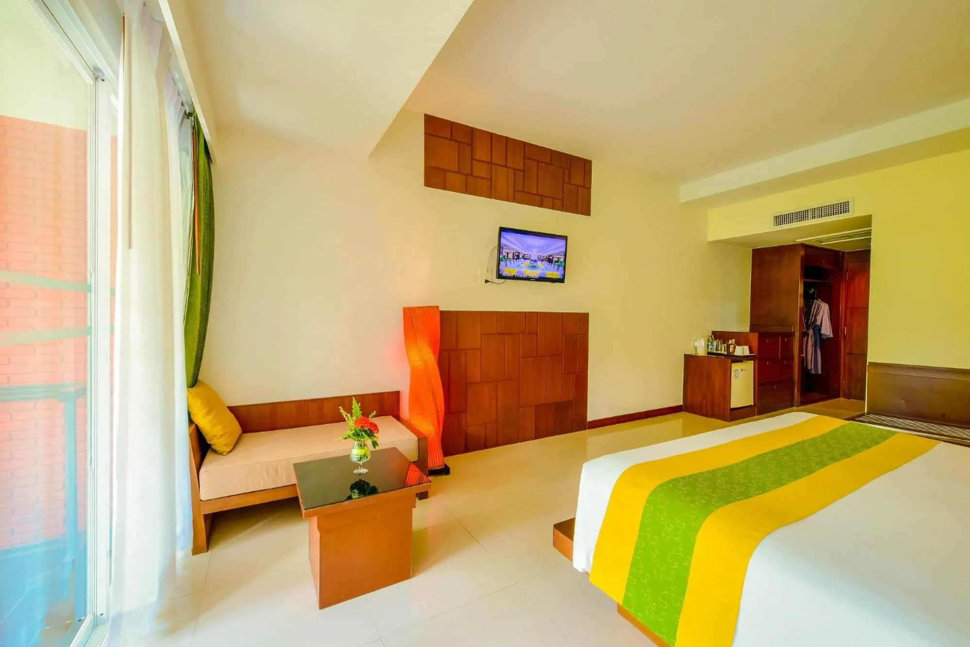 Deluxe Garden Wing in Patong Resort Hotel - SHA Extra Plus