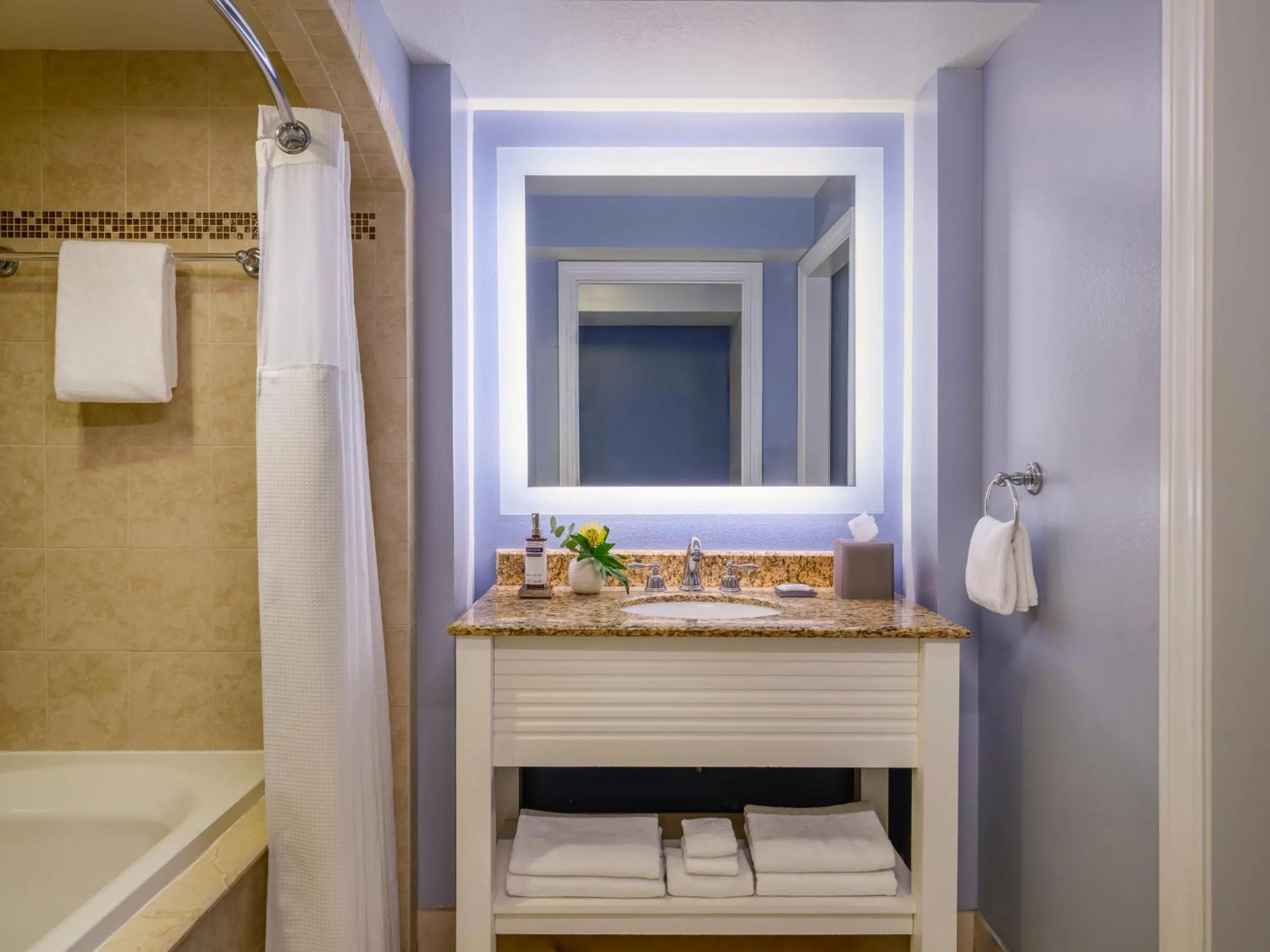 Premium Queen Room with Two Queen Beds and Kitchenette - Partial Ocean View in Hyatt Regency Clearwater Beach Resort & Spa