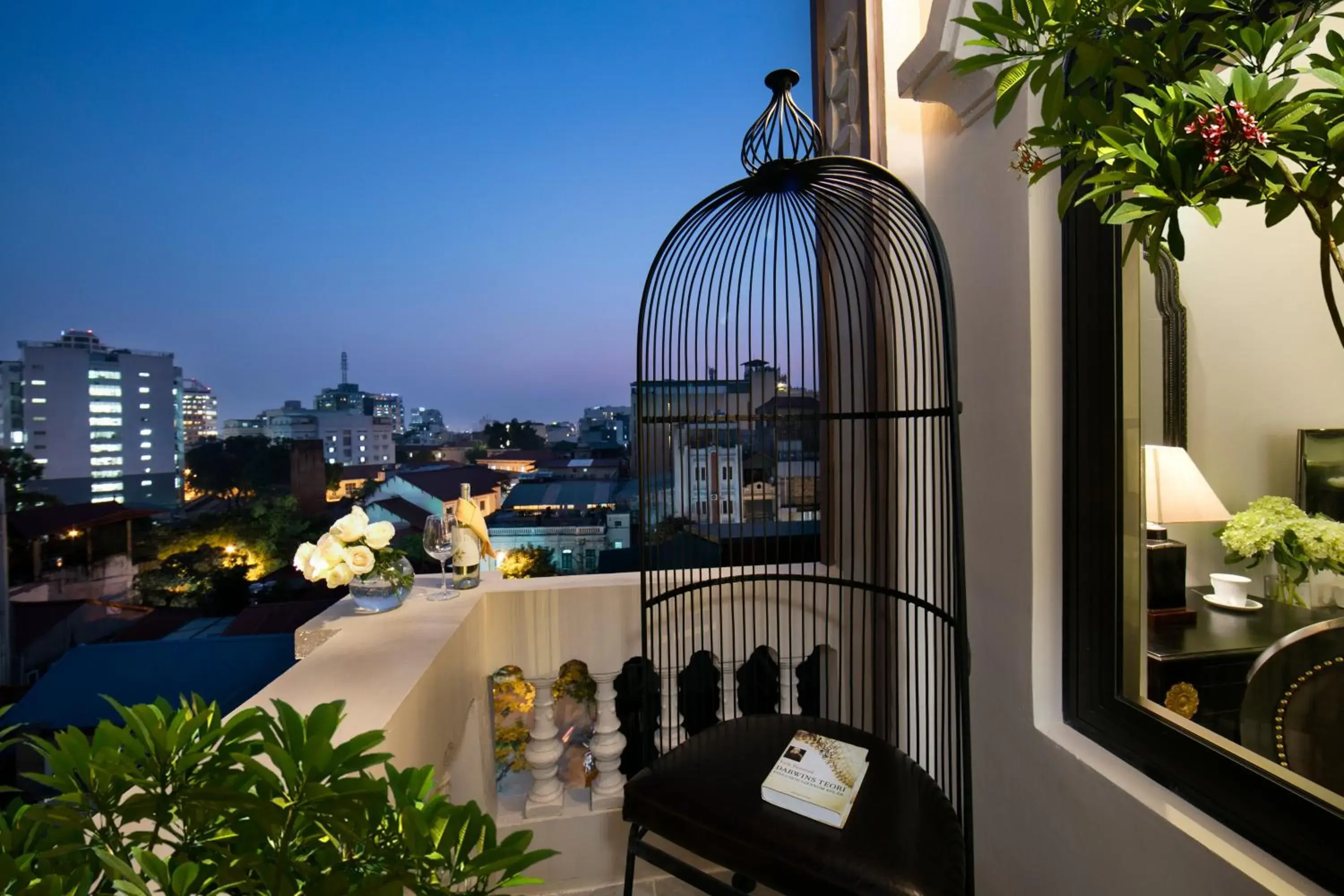 Hanoi Center Silk Premium Hotel & Spa & Travel Hanoi Center Silk Premium Hotel & Spa & Travel