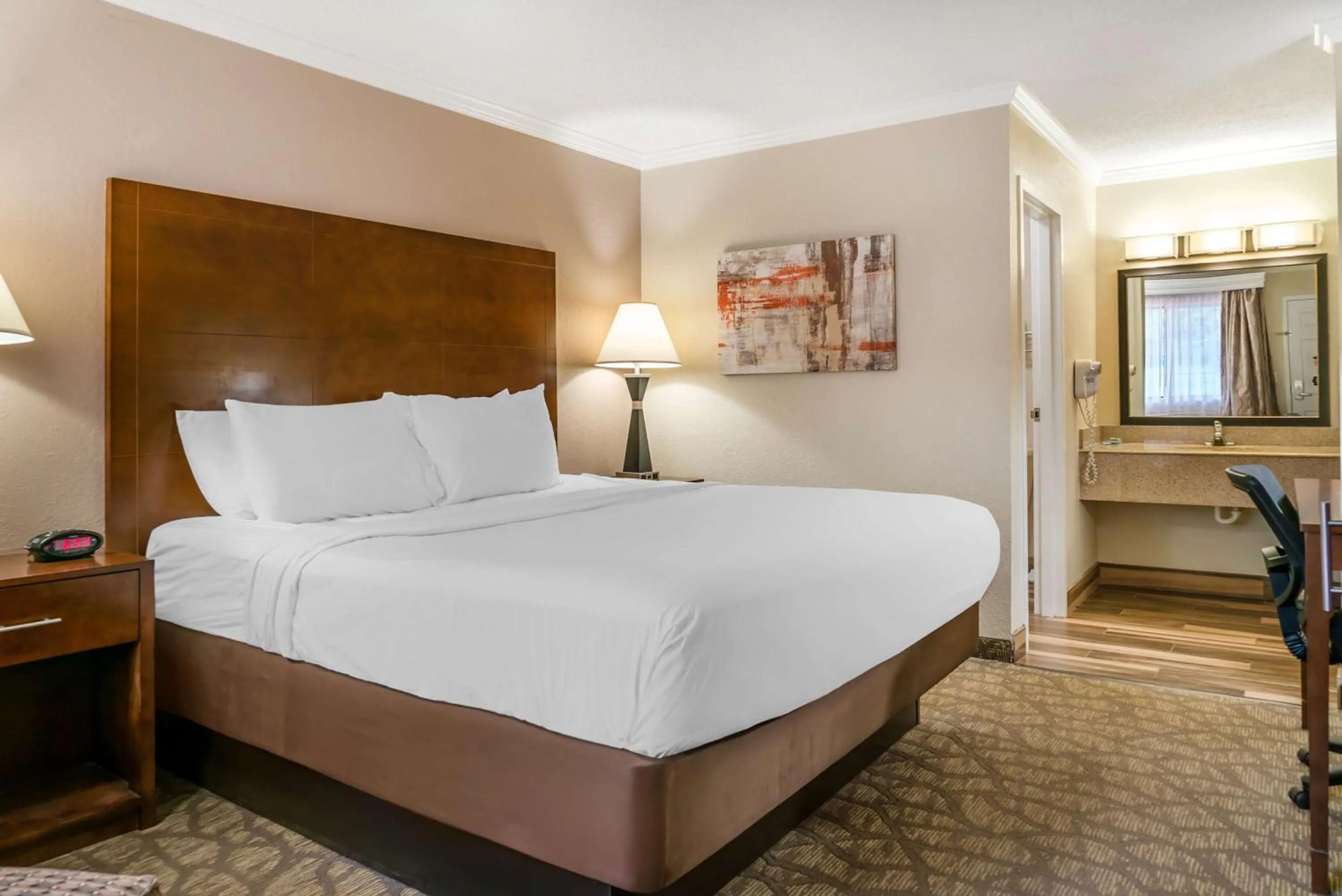 King Room - Non-Smoking in Best Western of Hartland