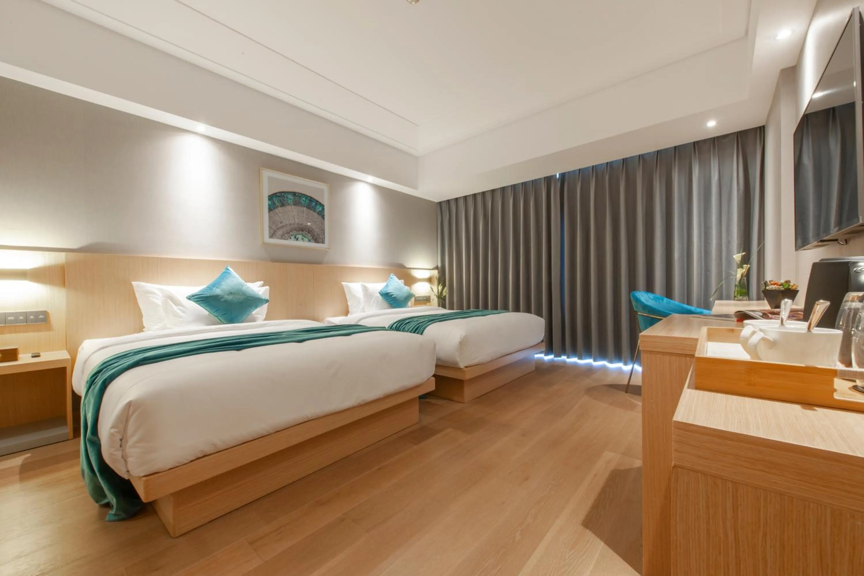 Small Twin Room in Shanghai Baixia Pagoda Hotel