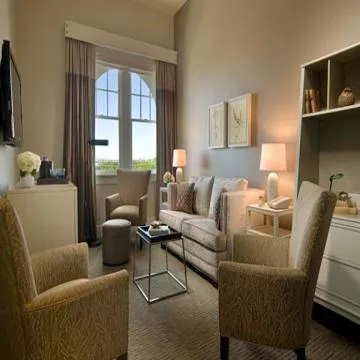 One-Bedroom Suite in Hotel Parq Central Albuquerque