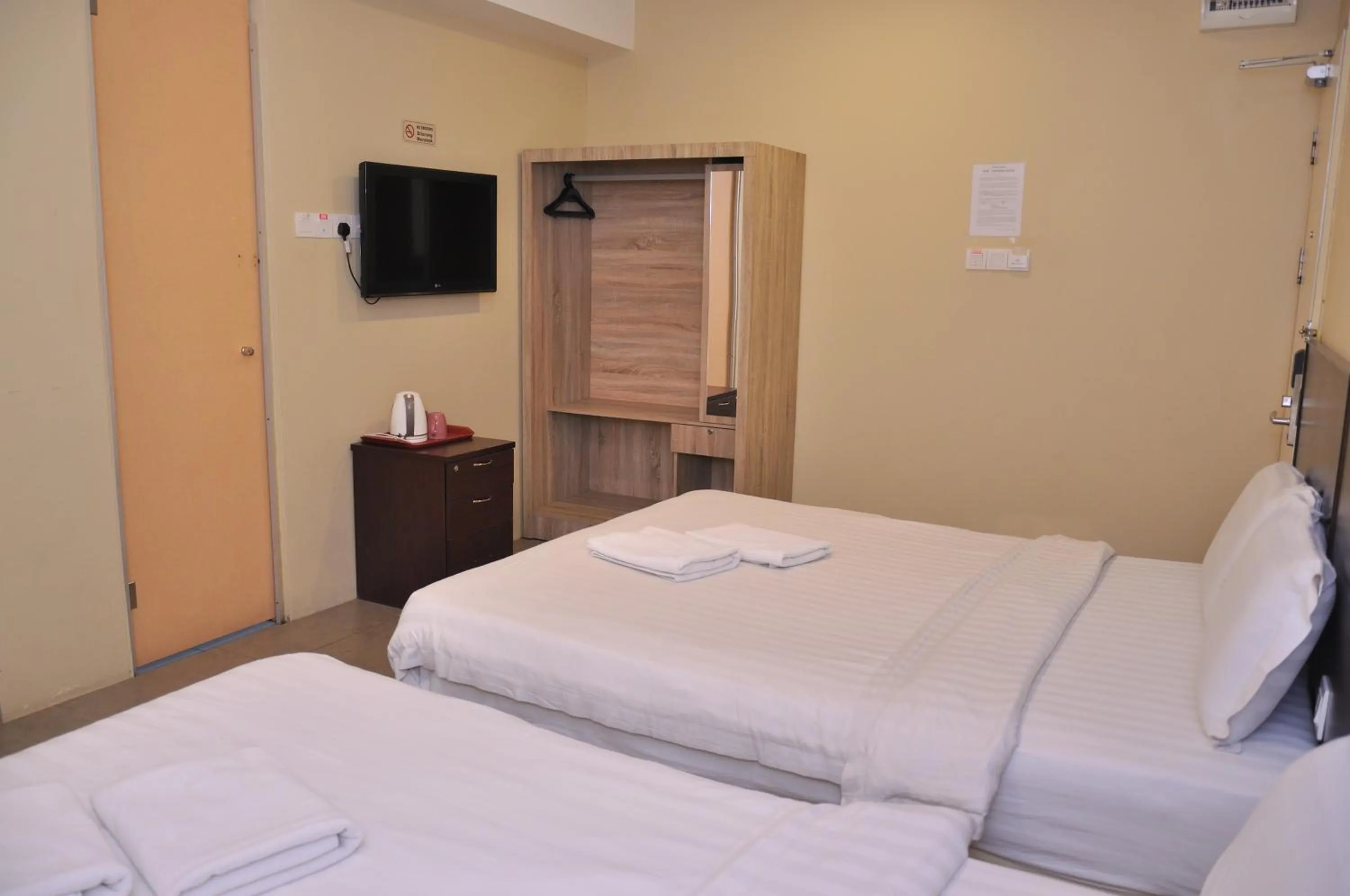 Family Deluxe (without window) in Kuching Transit Inn