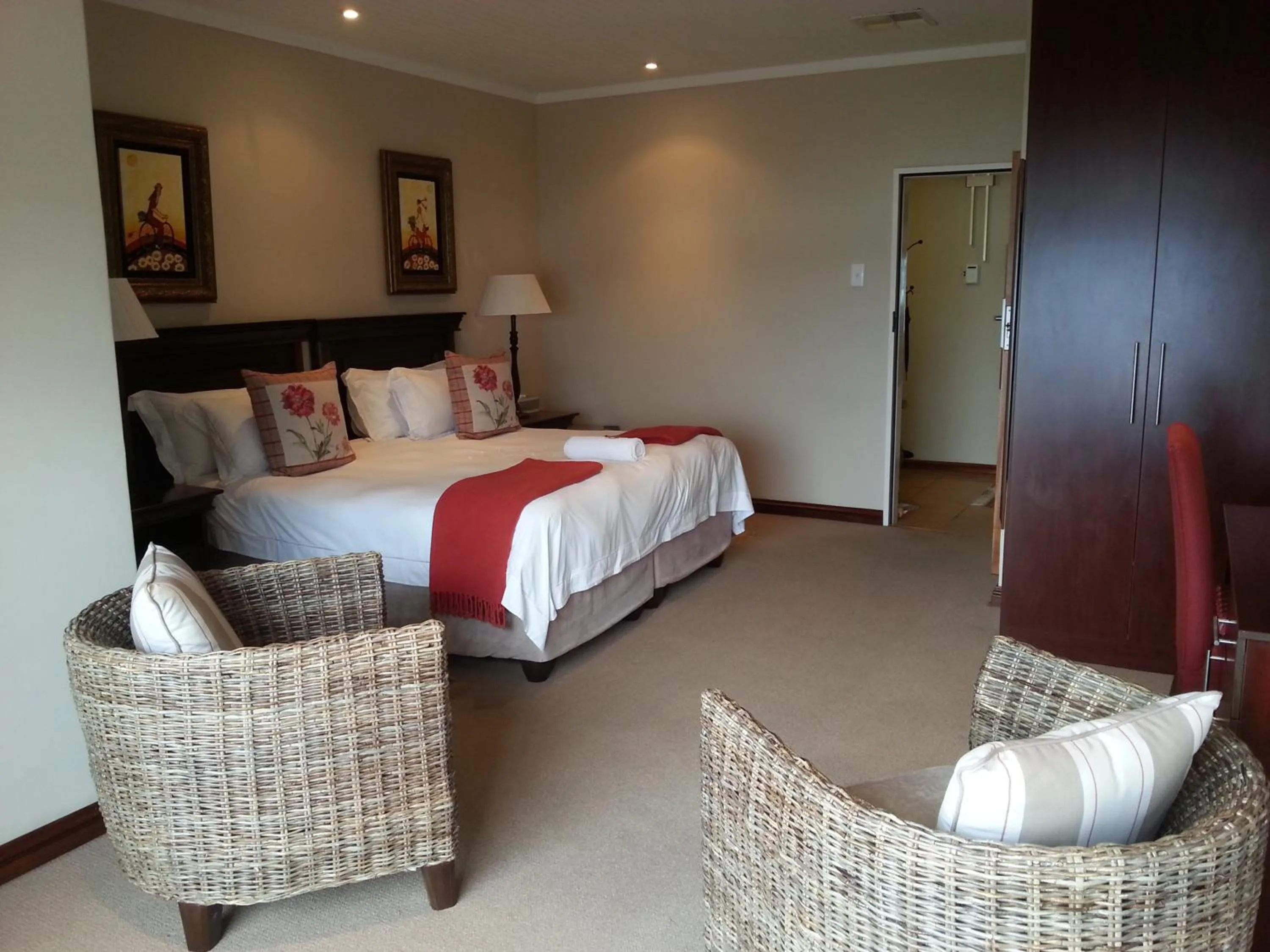 Deluxe Double or Twin Room with Balcony - single occupancy in Stirling Manor Boutique Guest House