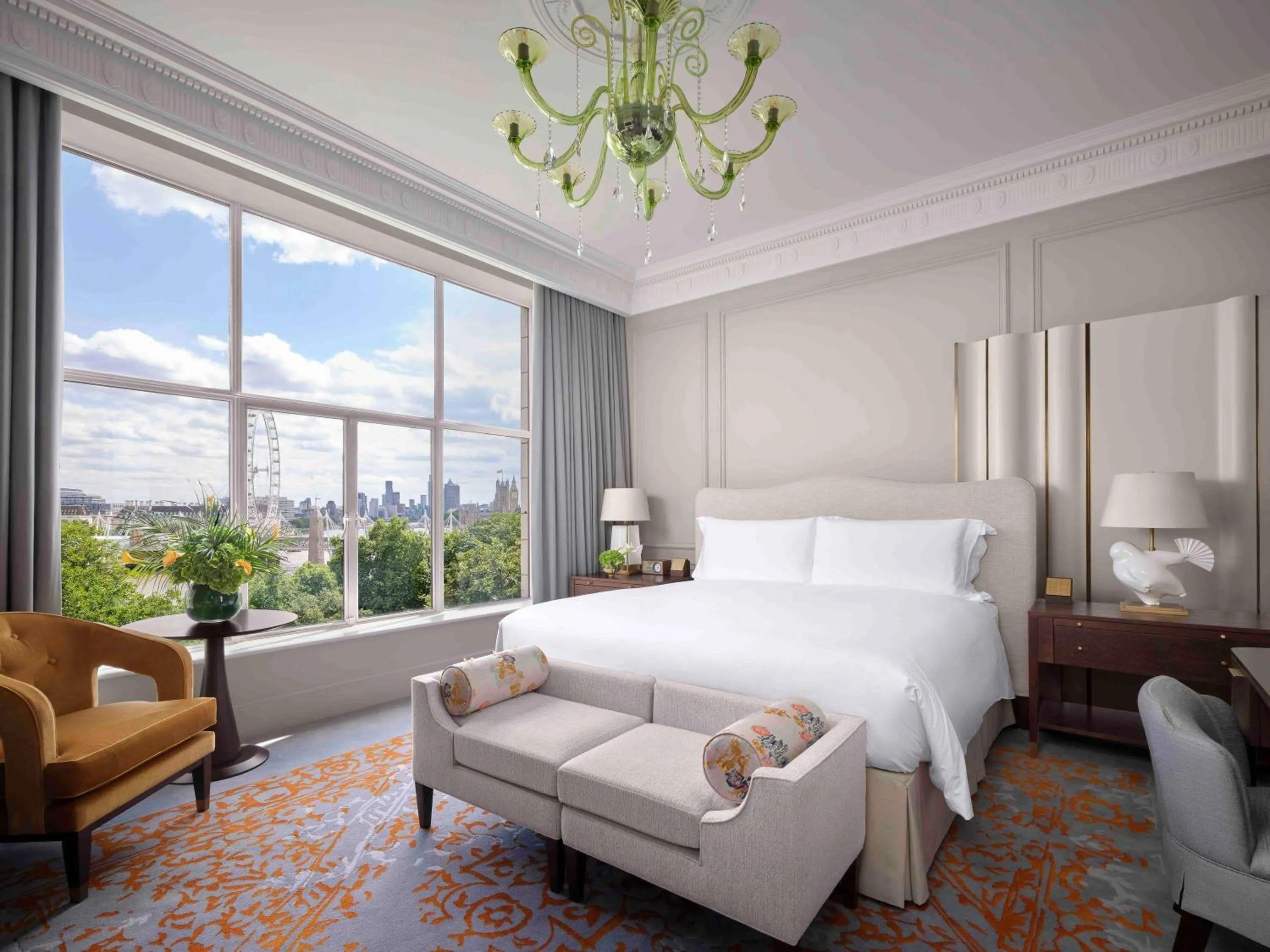 Luxury King Room with River View in The Savoy