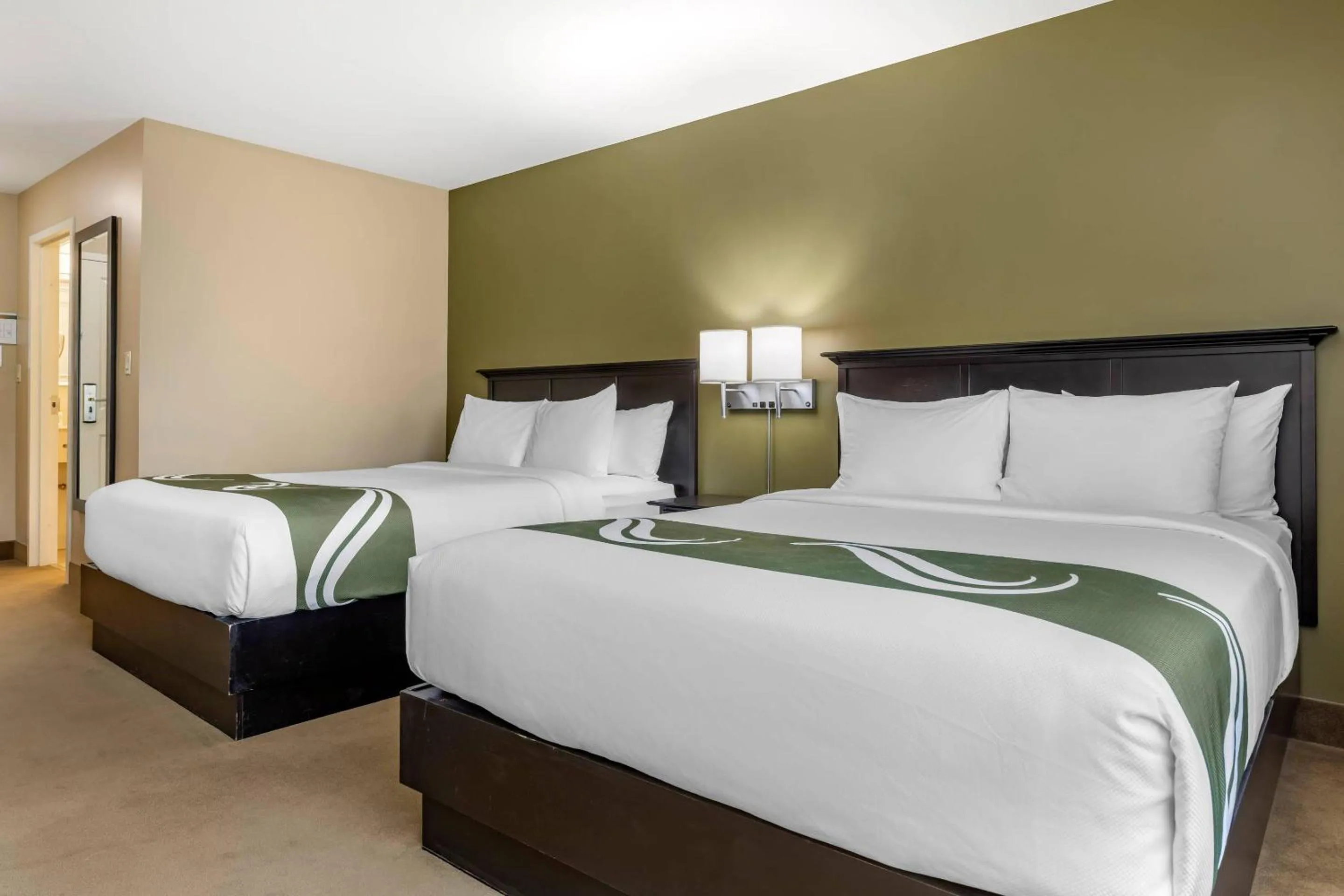 Queen Room with Two Queen Beds - Non-Smoking in Quality Inn & Suites Quispamsis