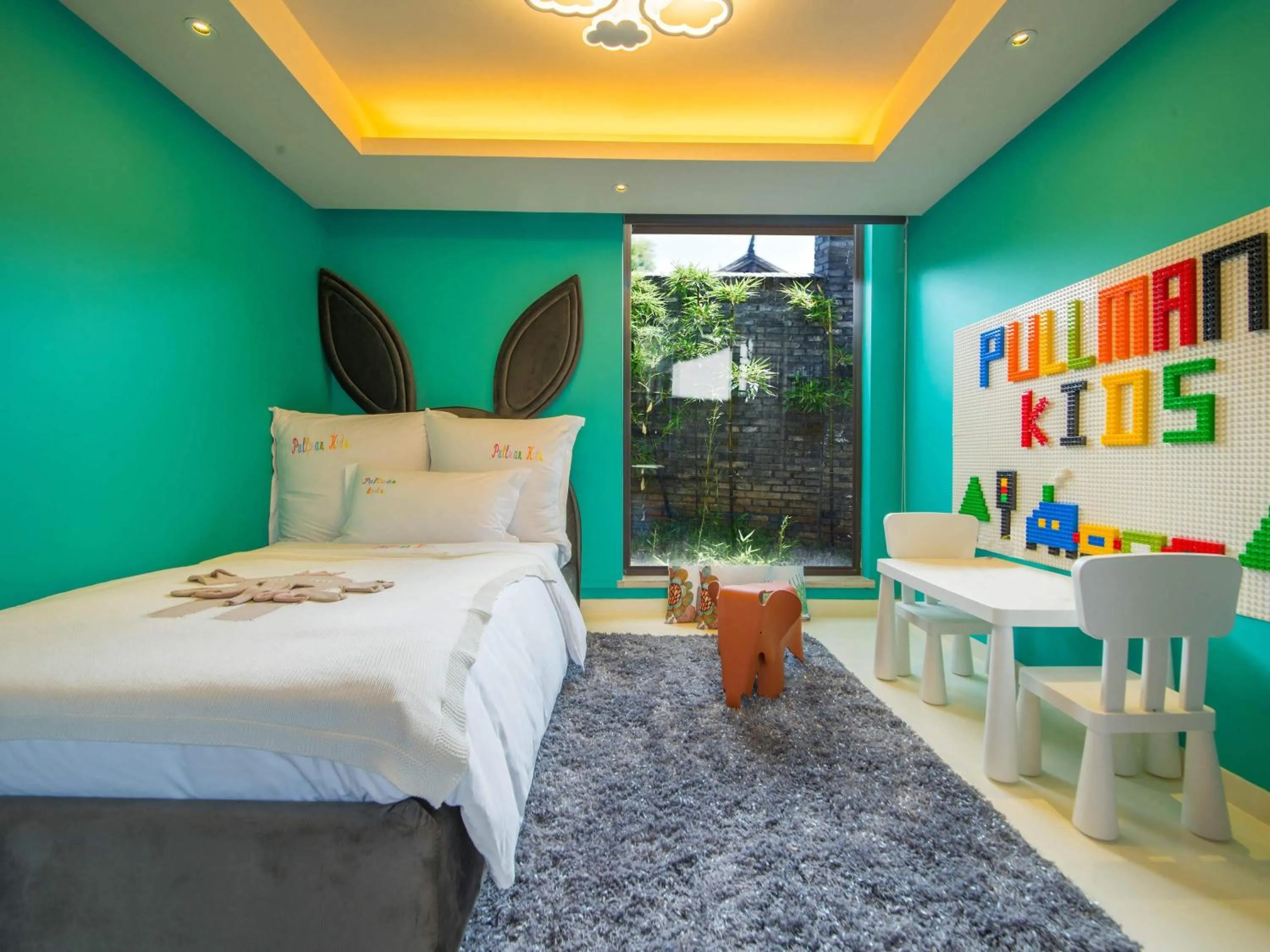 Deluxe Villa with Garden View in Pullman Lijiang Resort & Spa