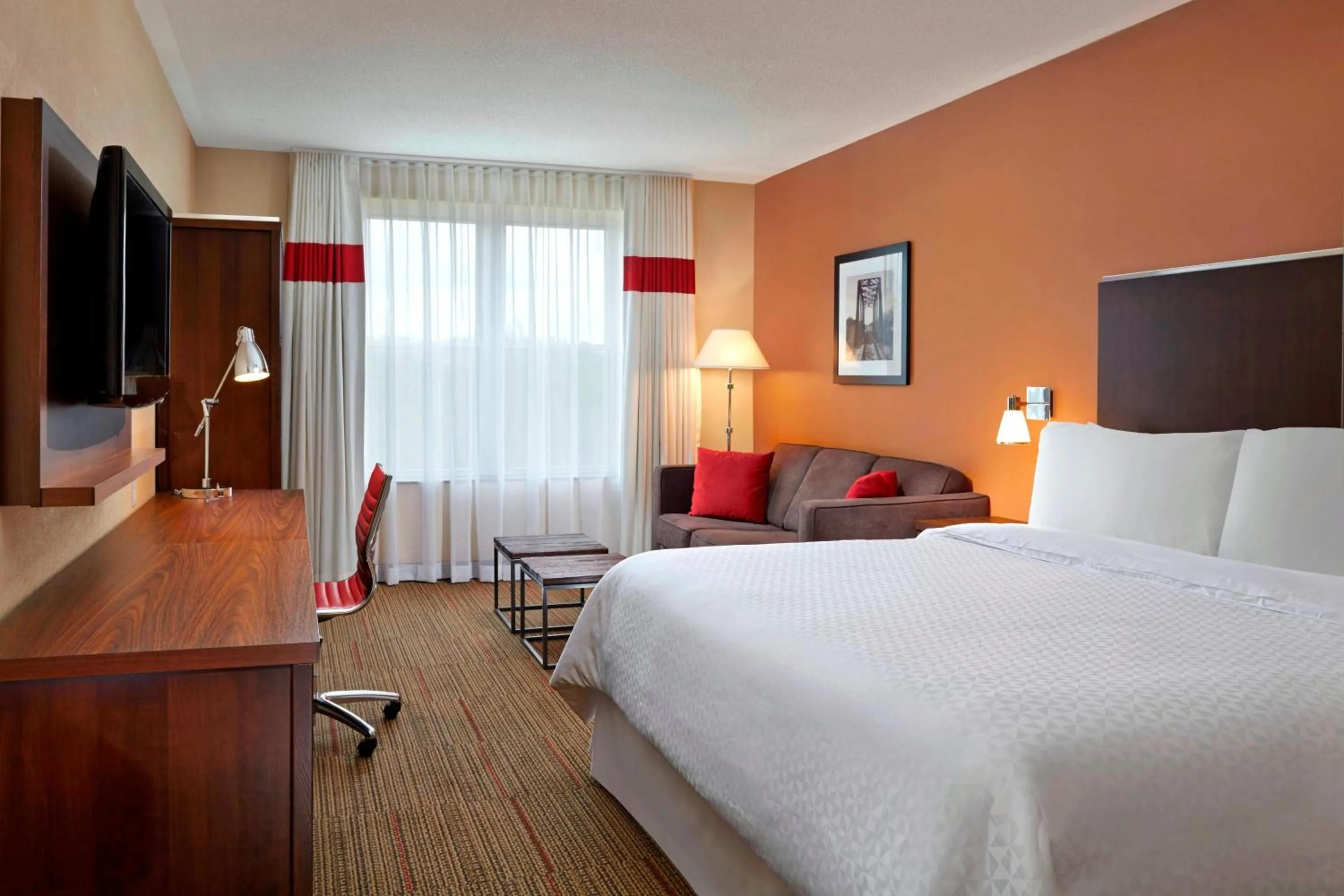 Traditional King Room in Four Points by Sheraton Moncton