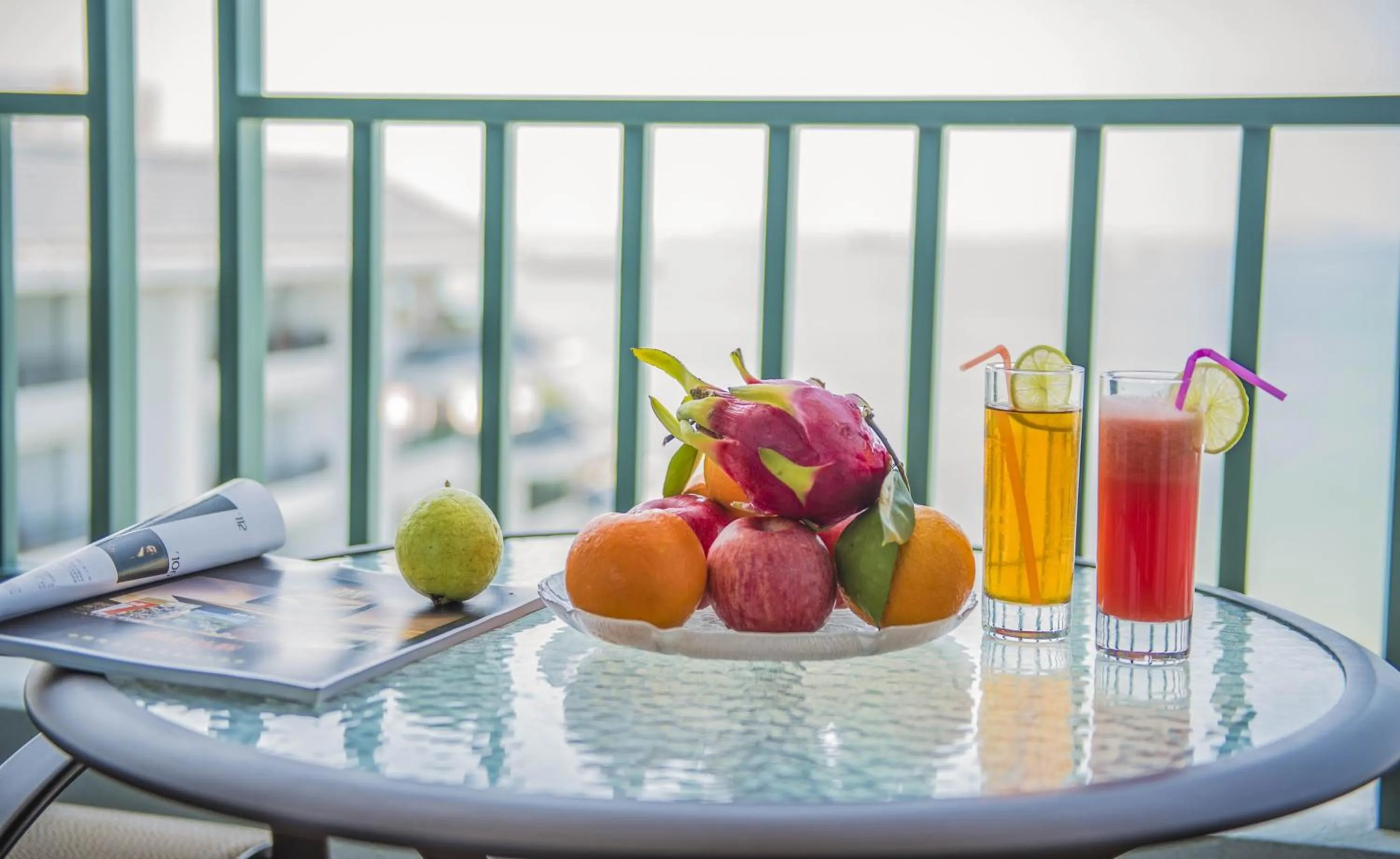 Deluxe Twin Room with Sea View in Tianze Beach Resort