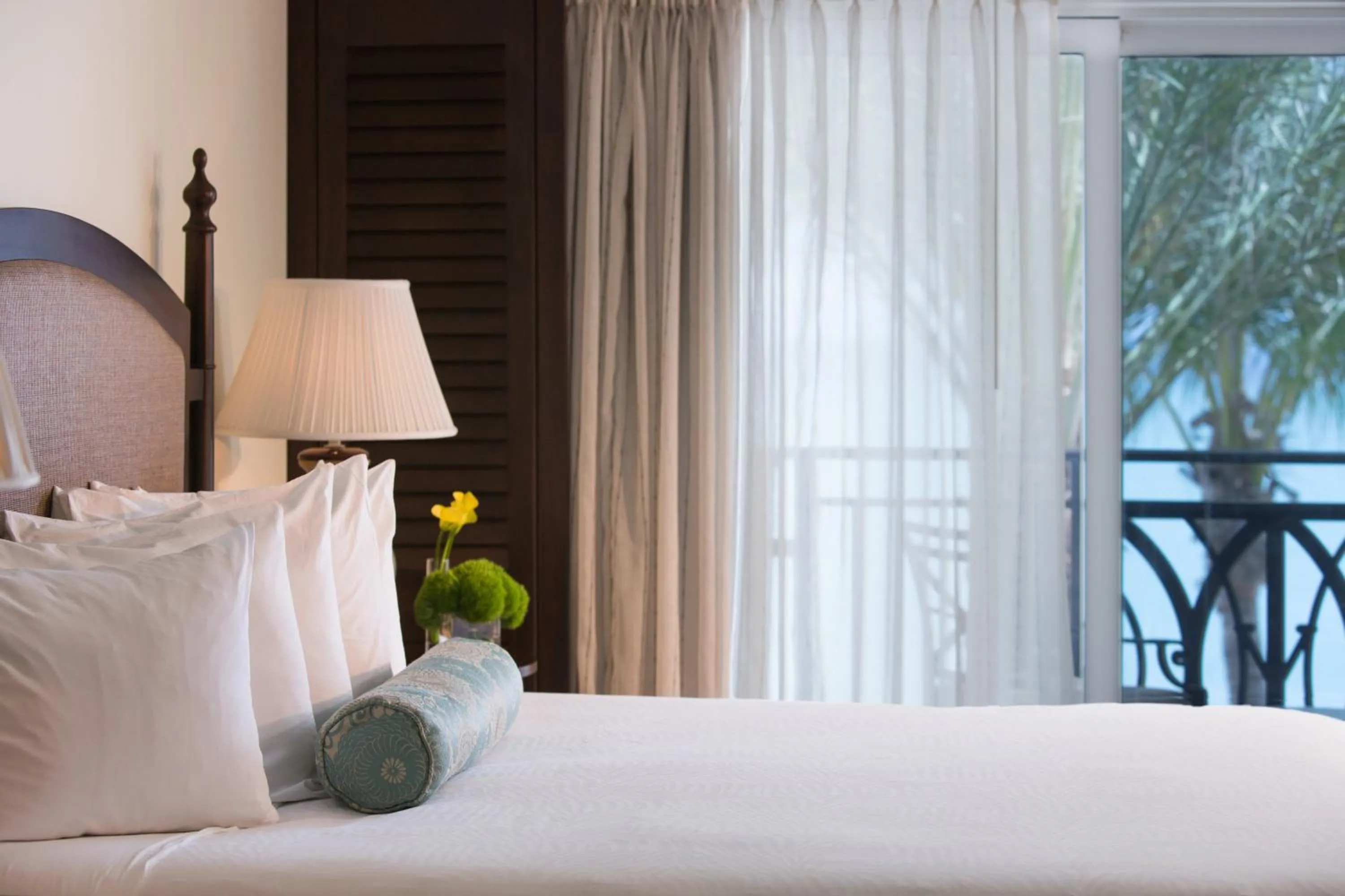 One-Bedroom King Suite - Ocean front in Kimpton Vero Beach Hotel & Spa by IHG