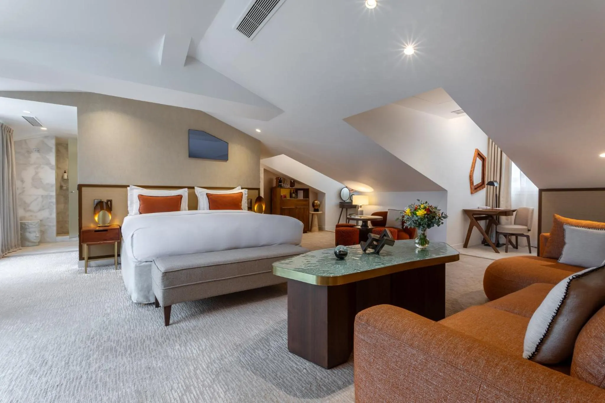 Prestige Suite in InterContinental Paris Champs Elysées Etoile by IHG