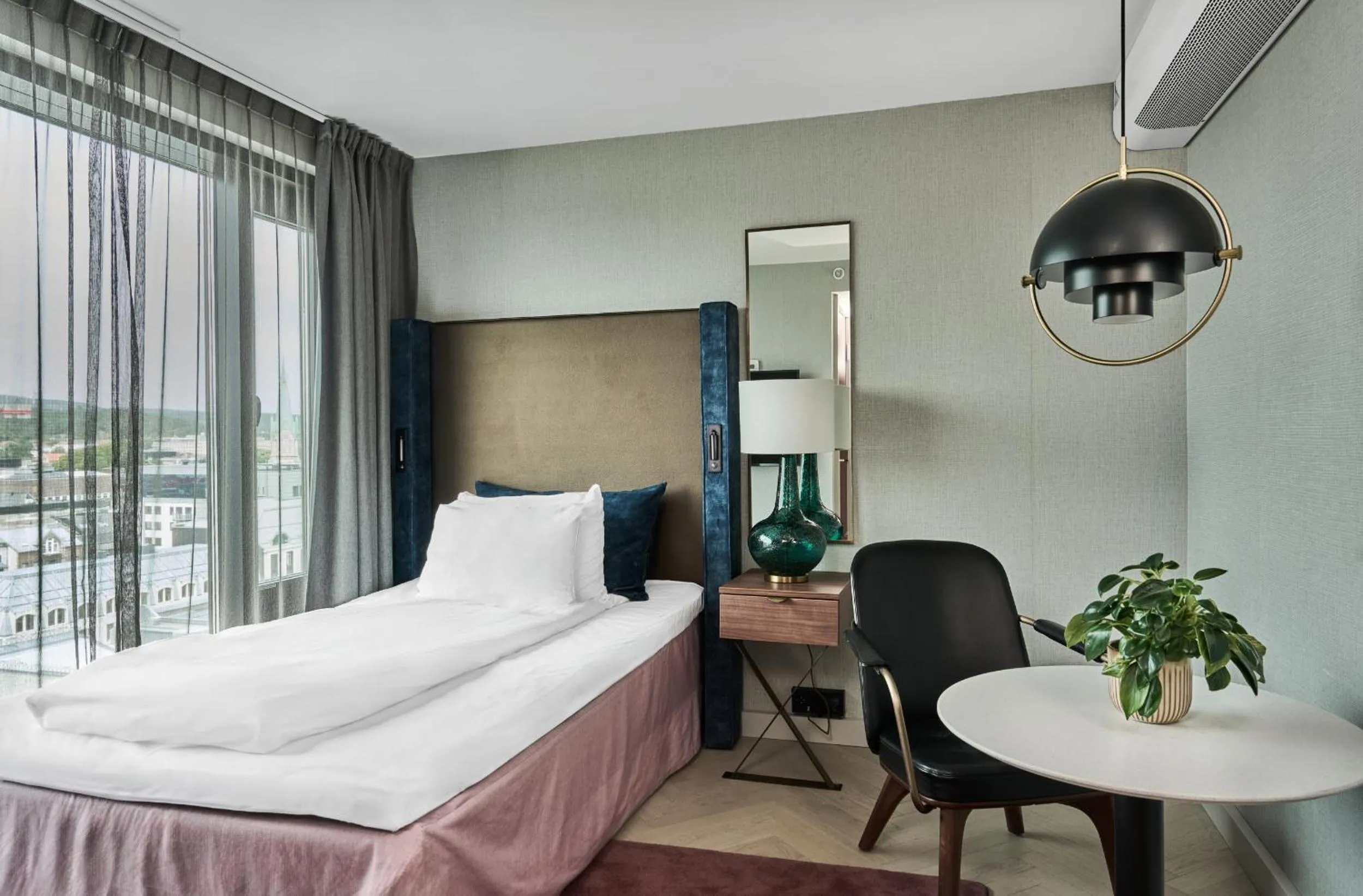 Single Room in Radisson Blu Caledonien Hotel, Kristiansand