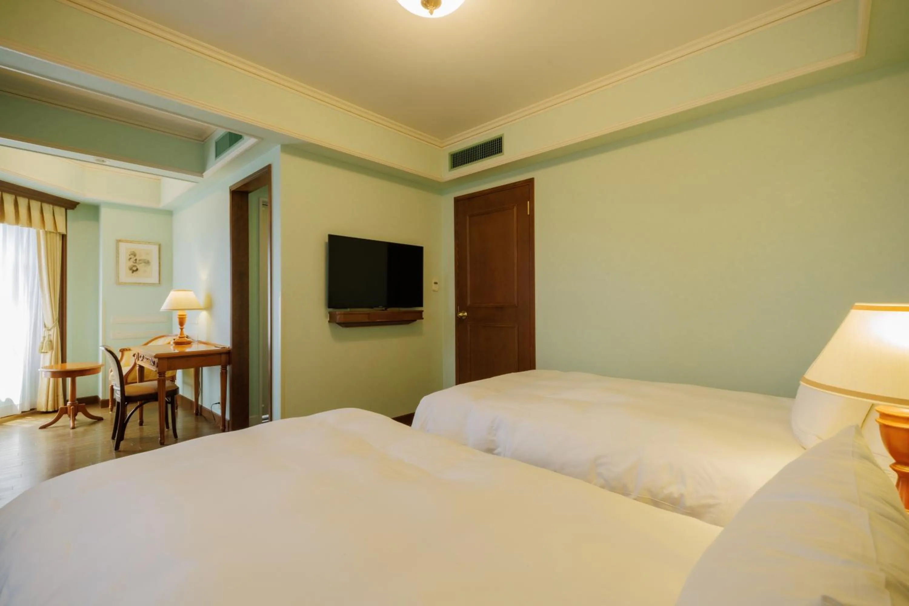 Deluxe Corner Twin Room - single occupancy - Non-Smoking in Hotel Monterey Sendai