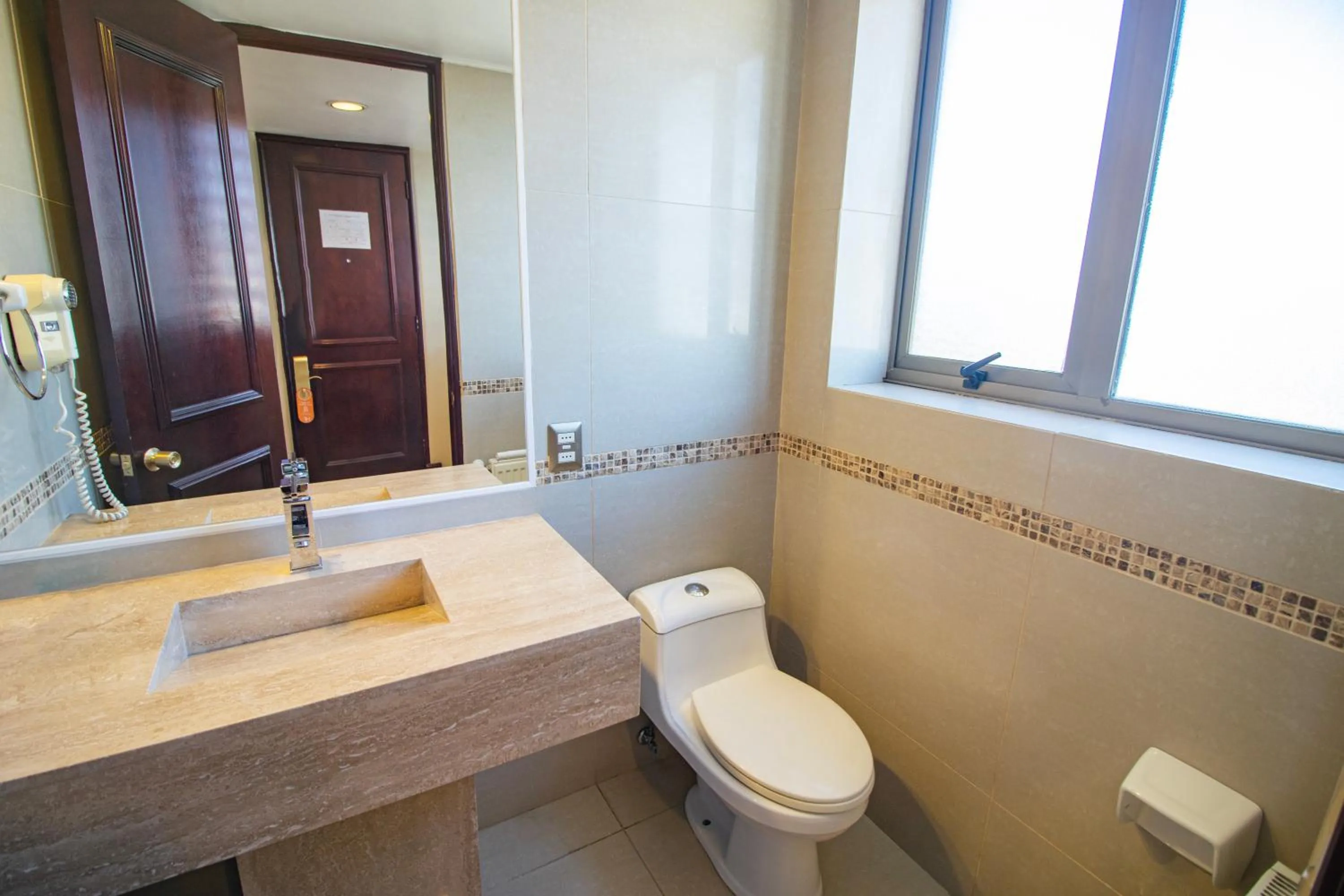 Suite with Hot Tub - single occupancy in Hotel Frontera Clásico